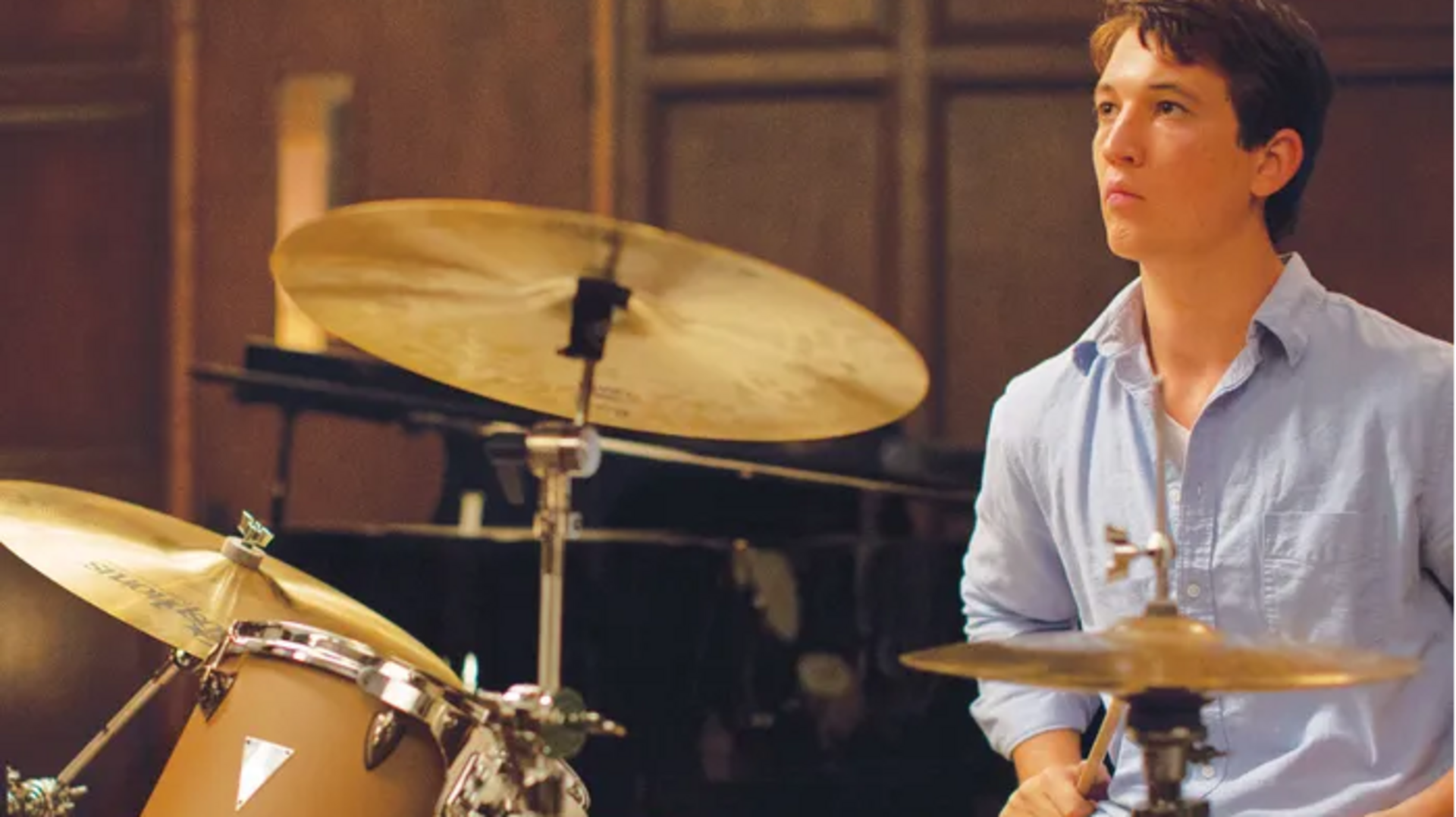 Aktor Hollywood yang menguasai alat musik