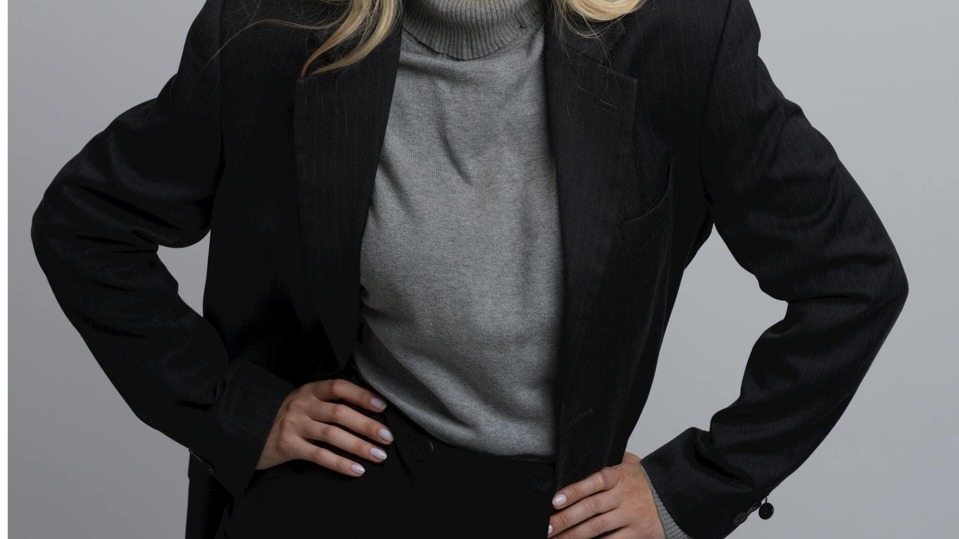 Gaya Elegan dengan Blazer Klasik Gaya Elegan dengan Blazer Klasik