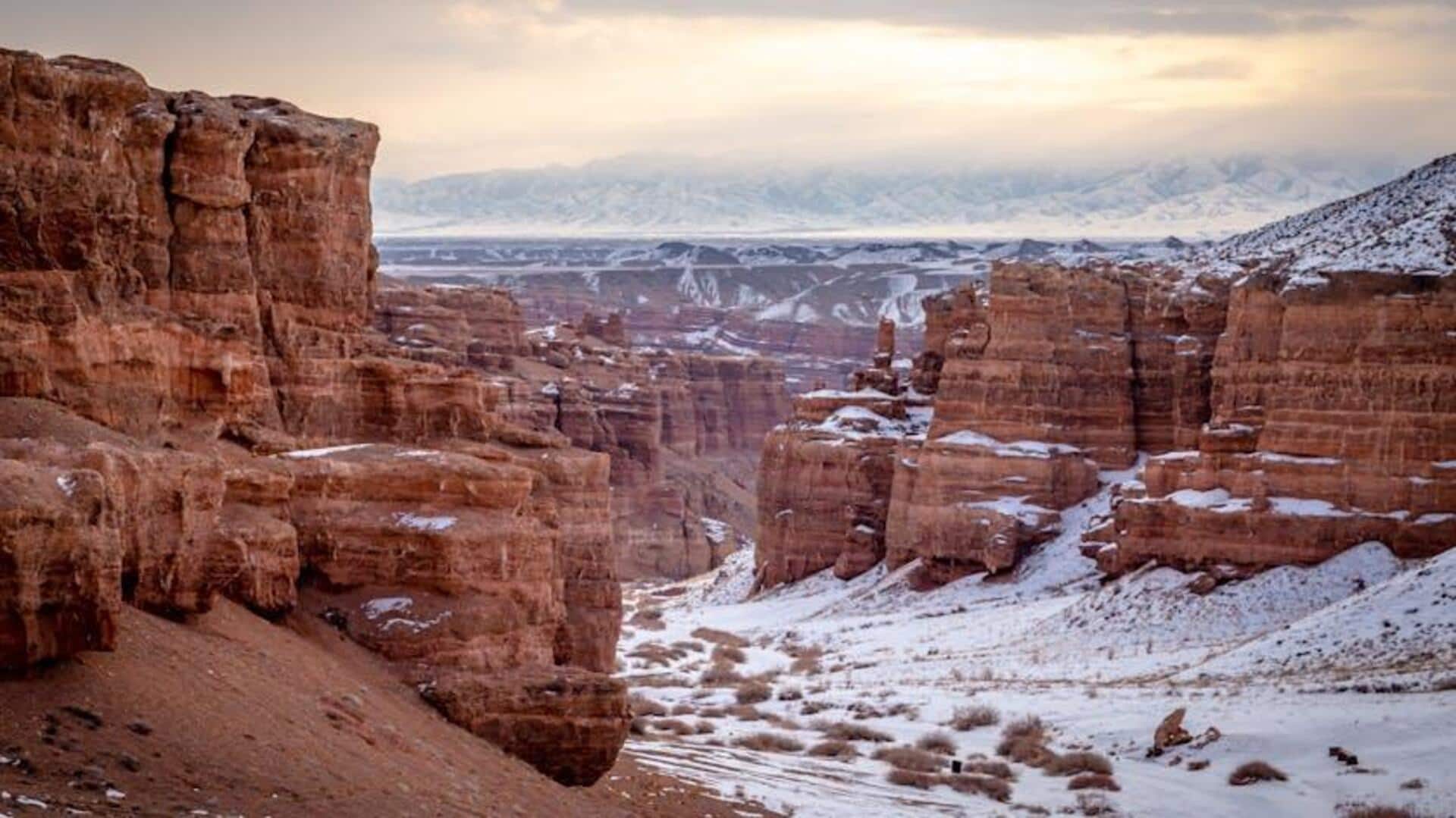 Menjelajahi Ngarai Sharyn di Kazakhstan: Kembaran Grand Canyon
