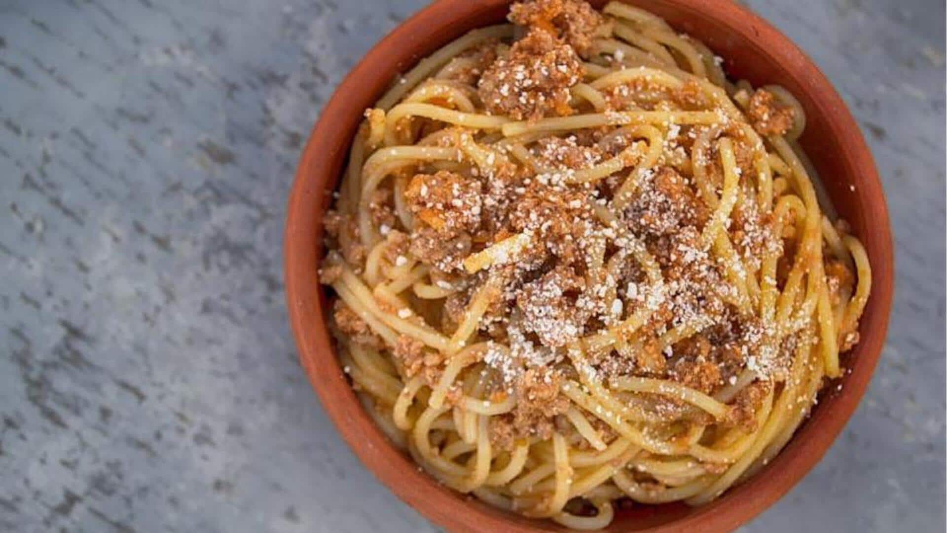 Cobalah resep spaghetti alla puttanesca vegan ini di rumah