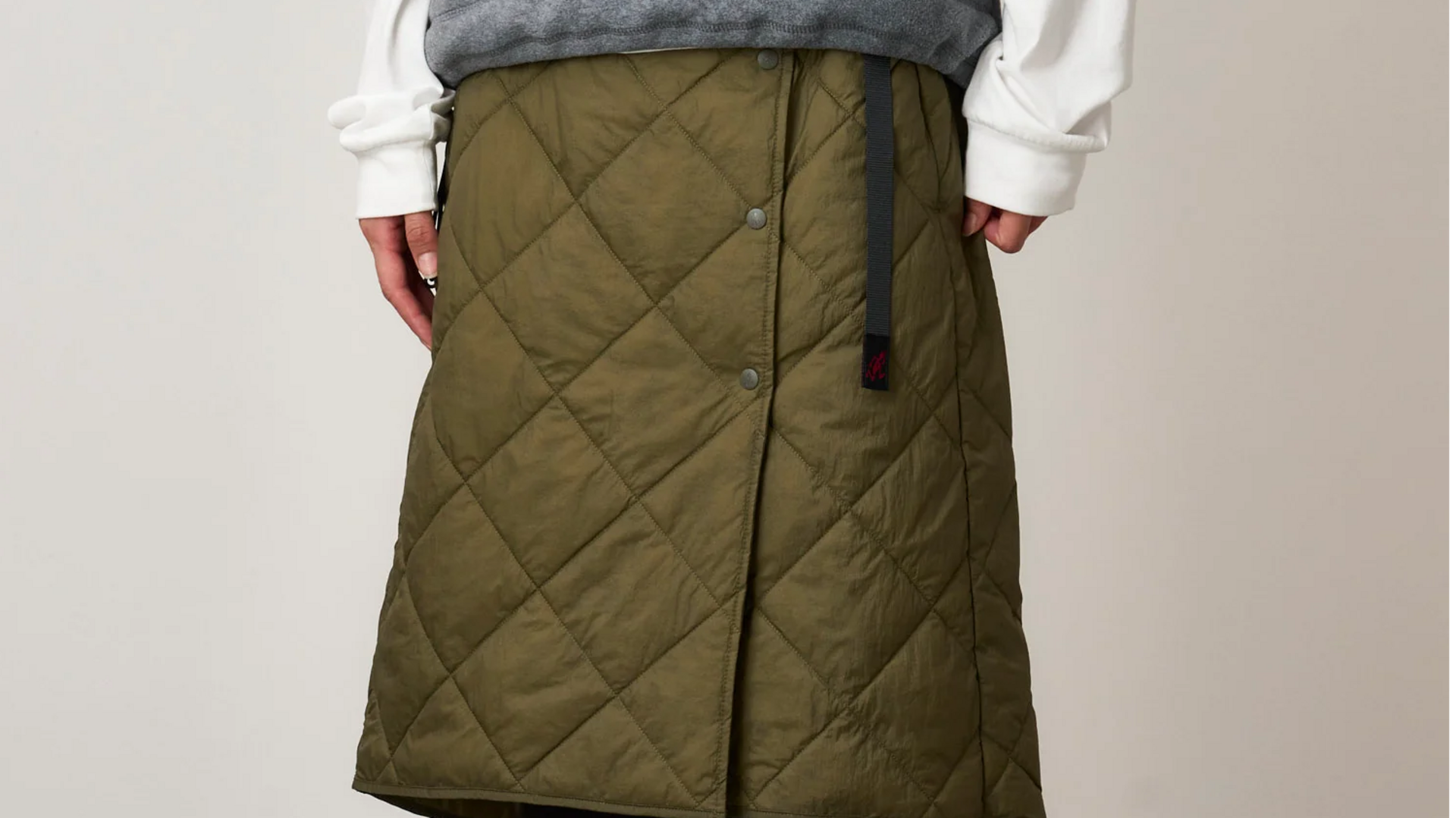 Lima cara baru untuk memakai rok katun quilted