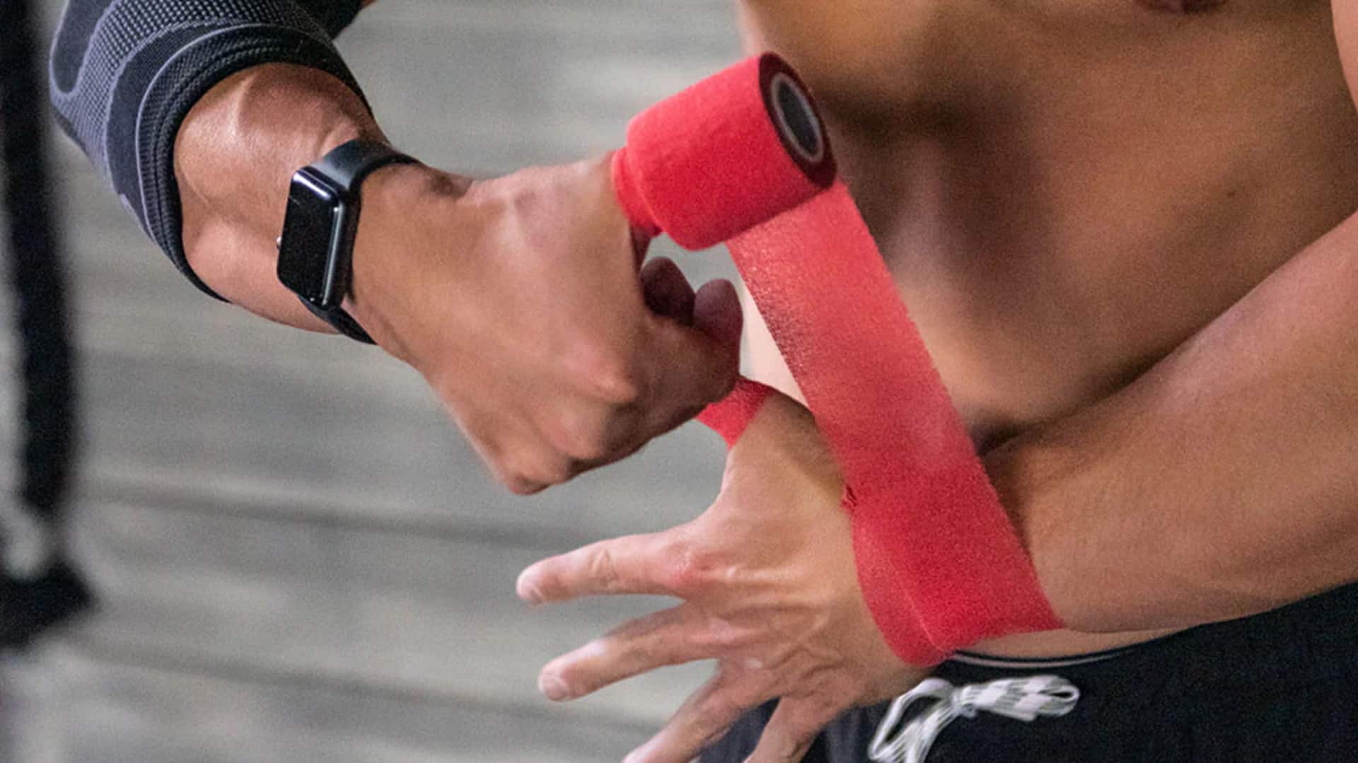 Penggunaan tak terduga dari athletic tape