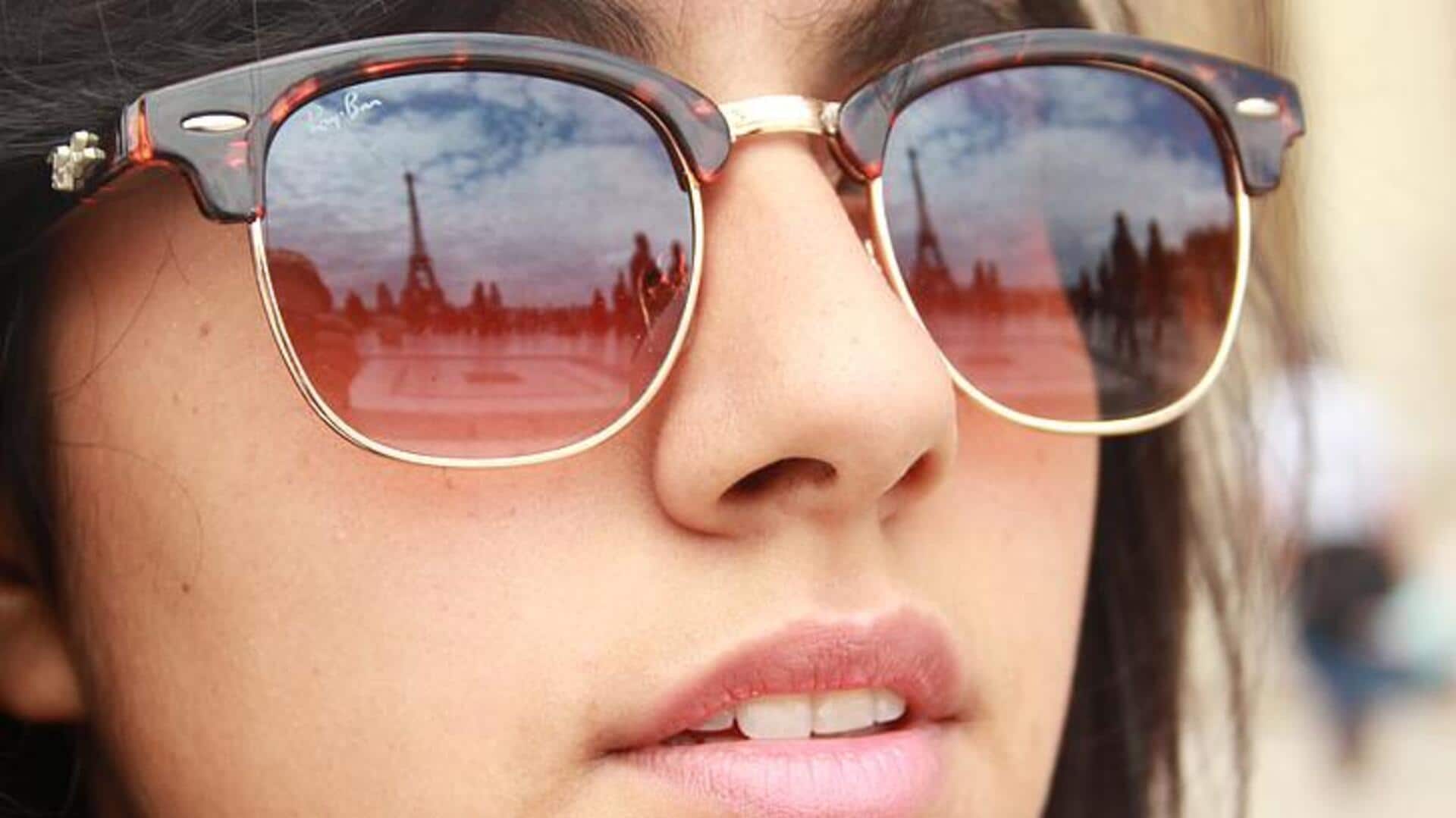 Memperbarui koleksi pakaian dengan detail aksesori ikonik