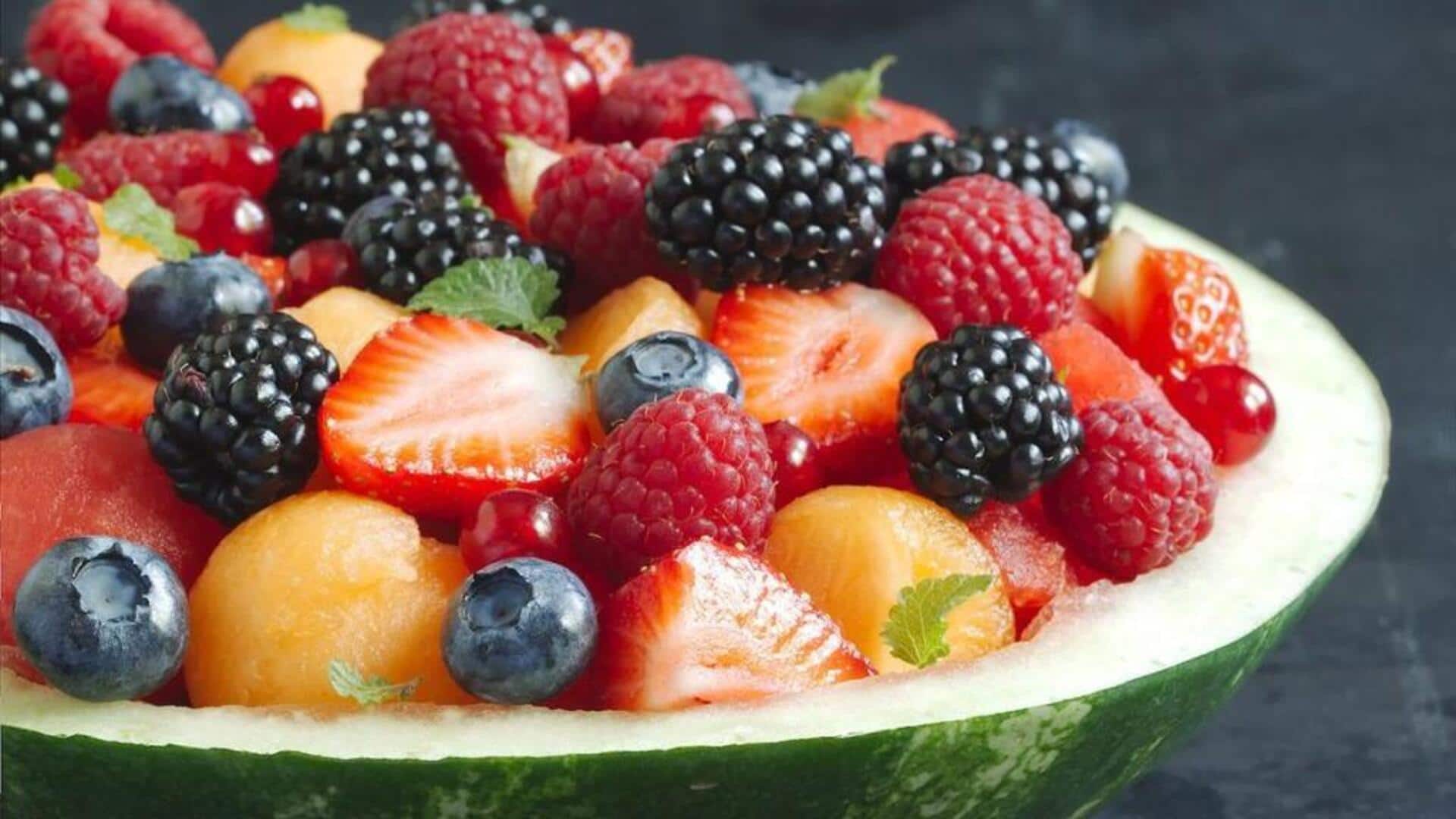 Lima Cara Menarik dalam Menyajikan Salad Buah