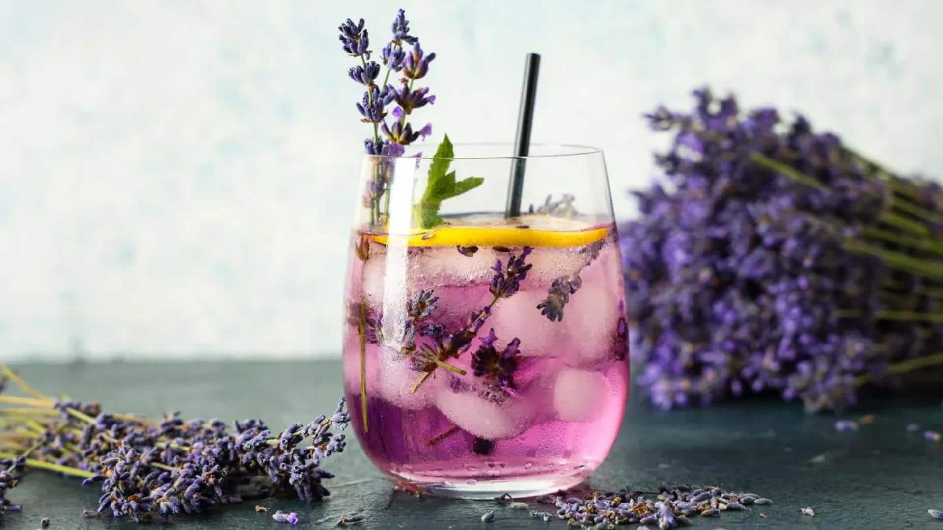 Hiasi Hidangan dengan Bunga India yang Berwarna-warni