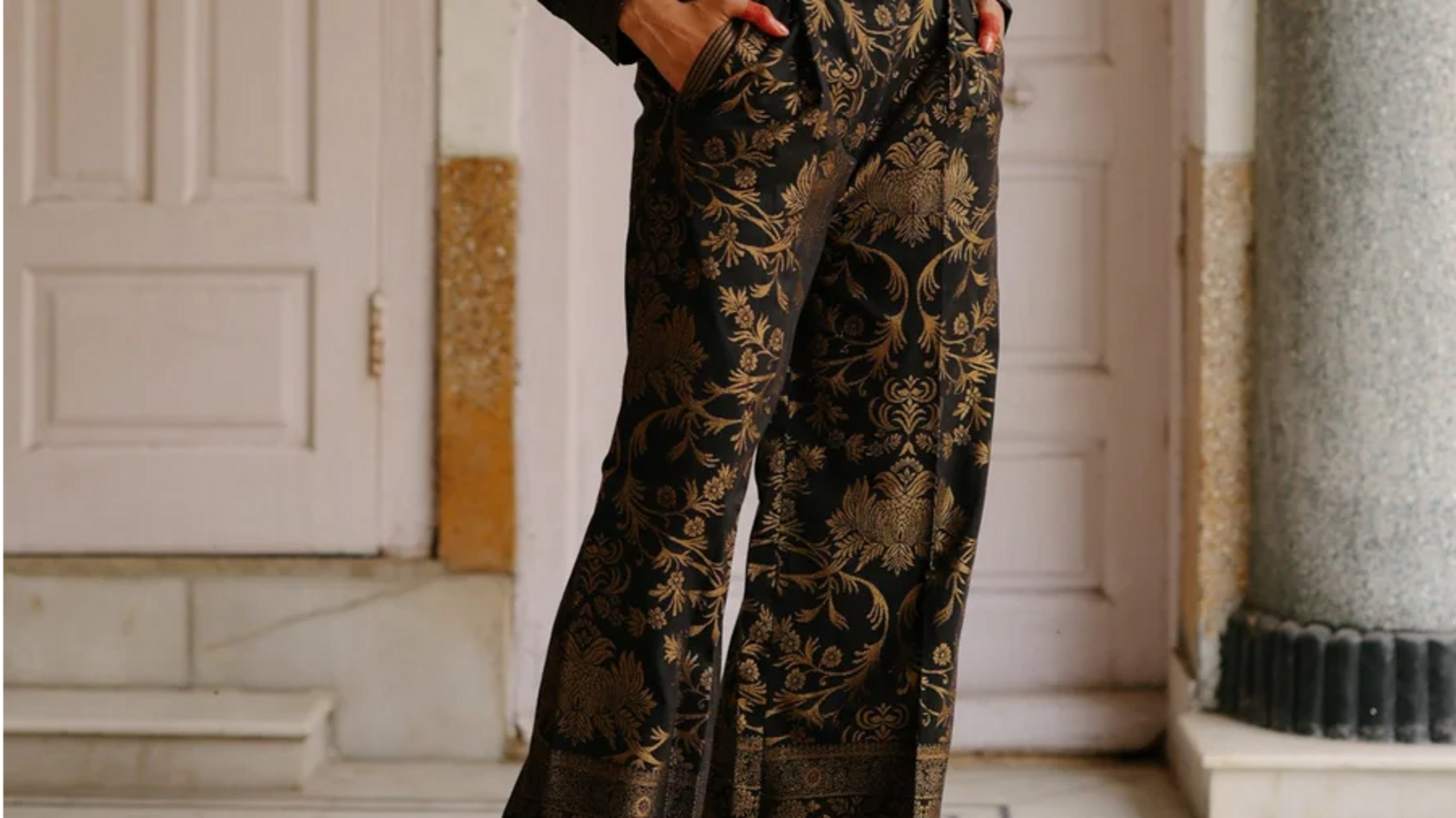 Lima cara abadi memakai celana brokat sigaret di musim dingin