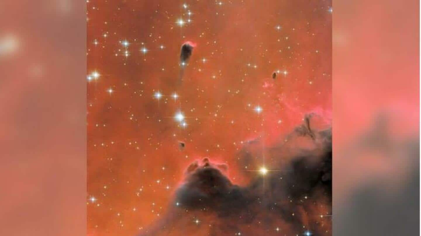 Teleskop Hubble NASA menangkap cahaya merah menyilaukan dari Soul Nebula