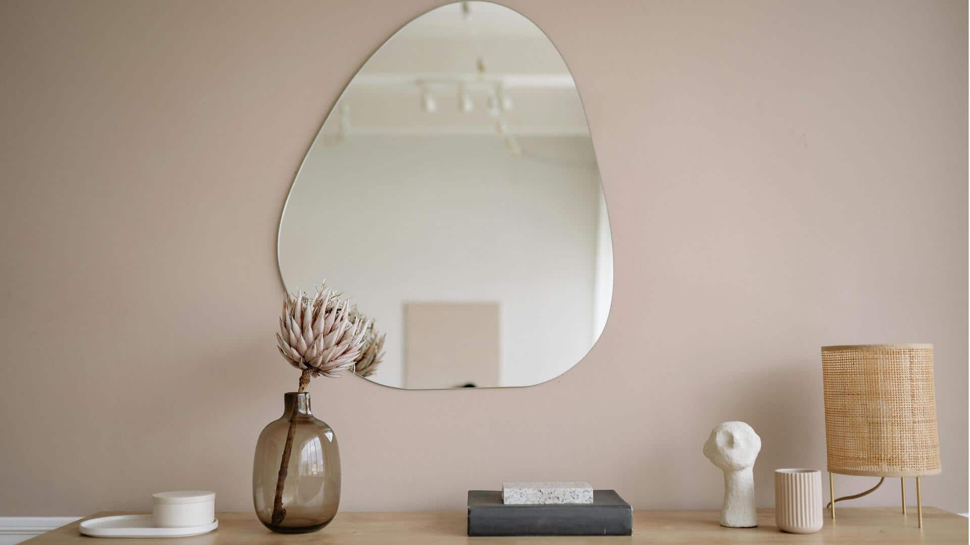 Memperindah ruangan dengan permukaan reflektif