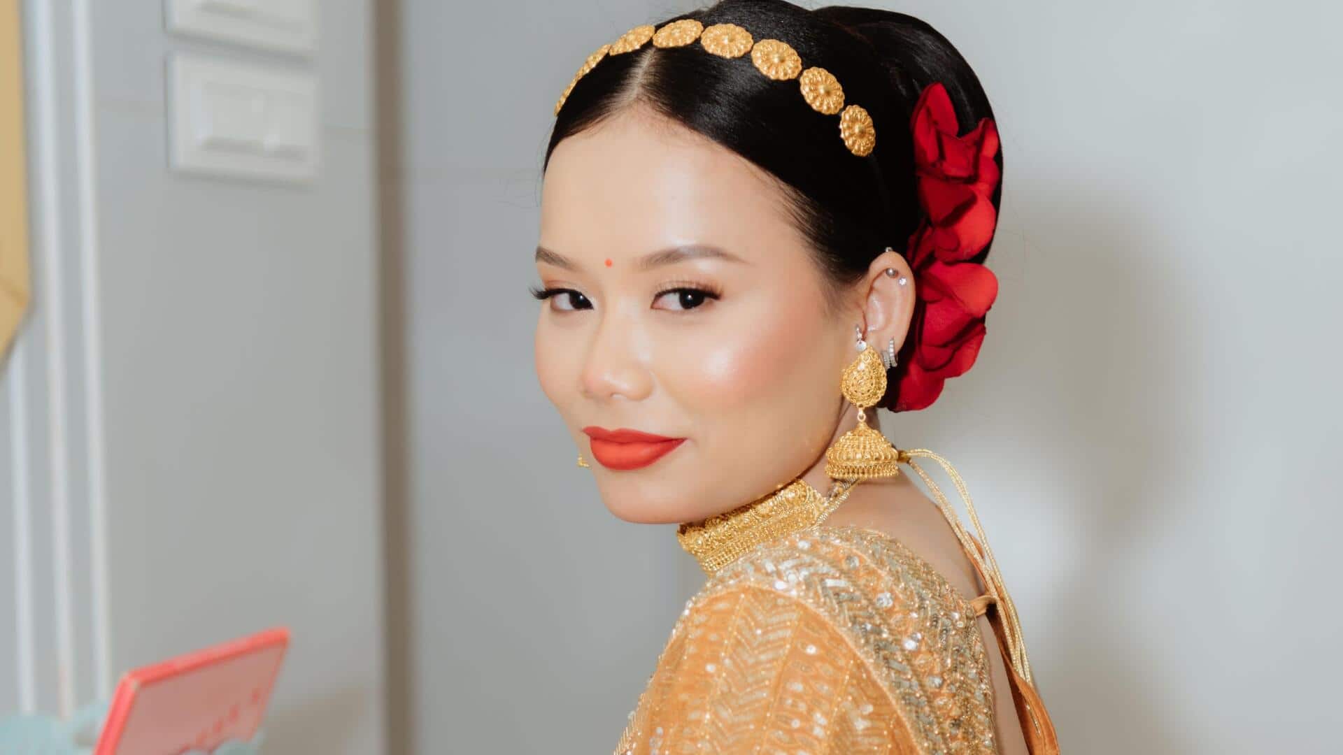 Gaya rambut inovatif dengan sentuhan tradisional