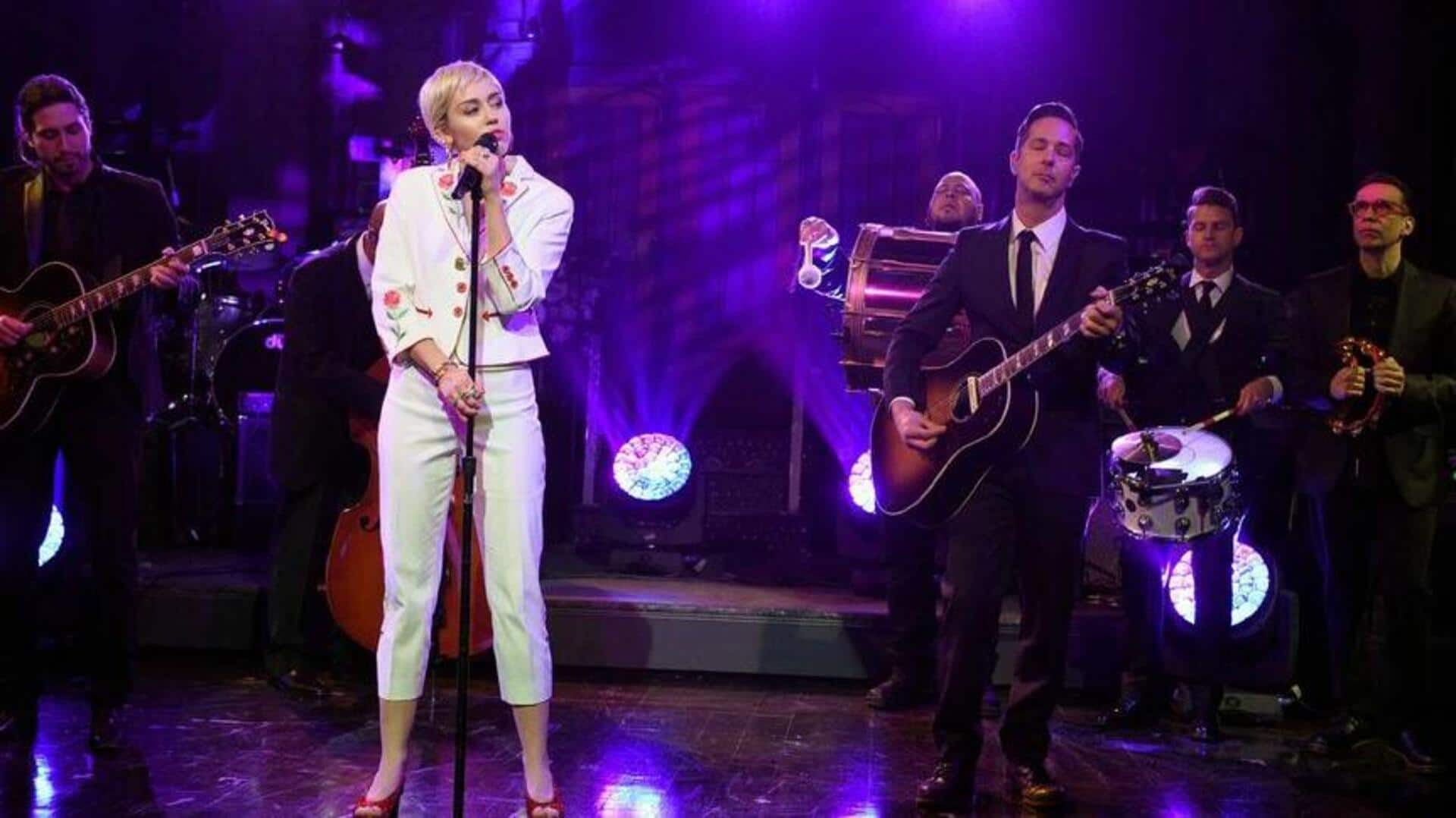 Transformasi tak terlupakan selebriti Hollywood melalui gaya rambut