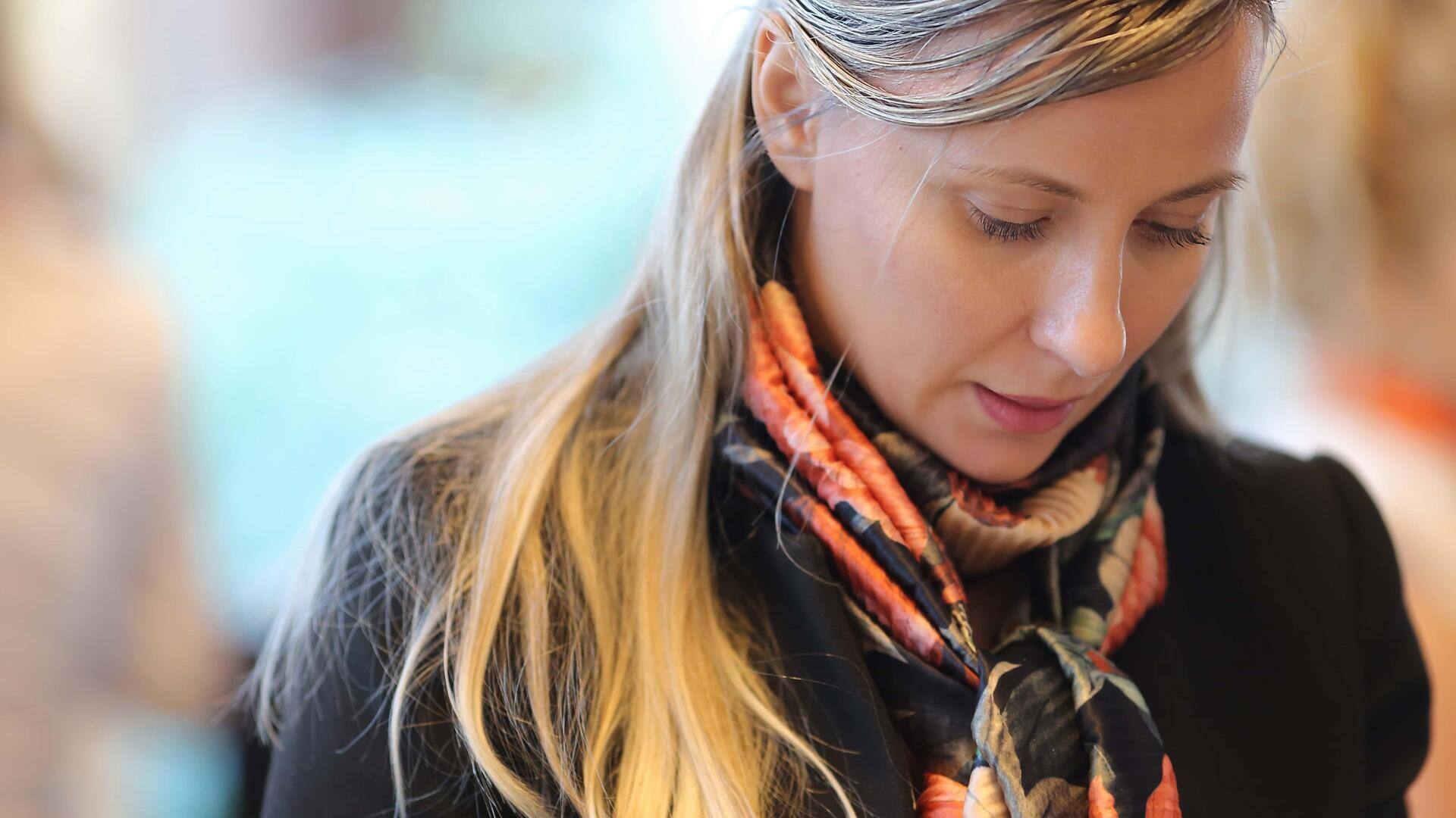 Gaya syal yang unik: Tingkatkan penampilan dengan mudah