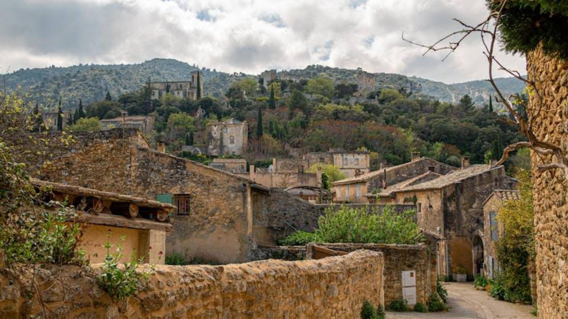 Desa-desa yang Tak Lekang Waktu: Mengagumi Pesona Provence Desa-desa yang Tak Lekang Waktu: Mengagumi Pesona Provence
