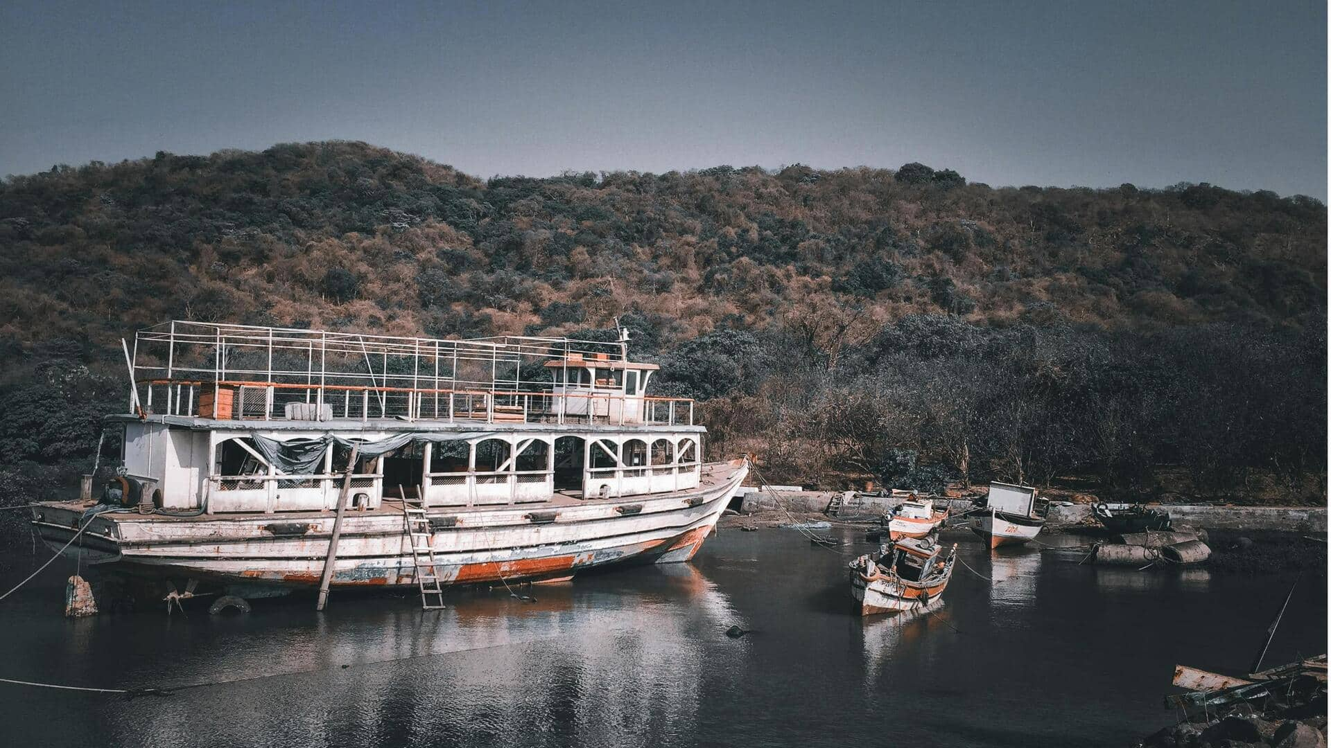 Menjelajahi Keajaiban Gua Elephanta, India