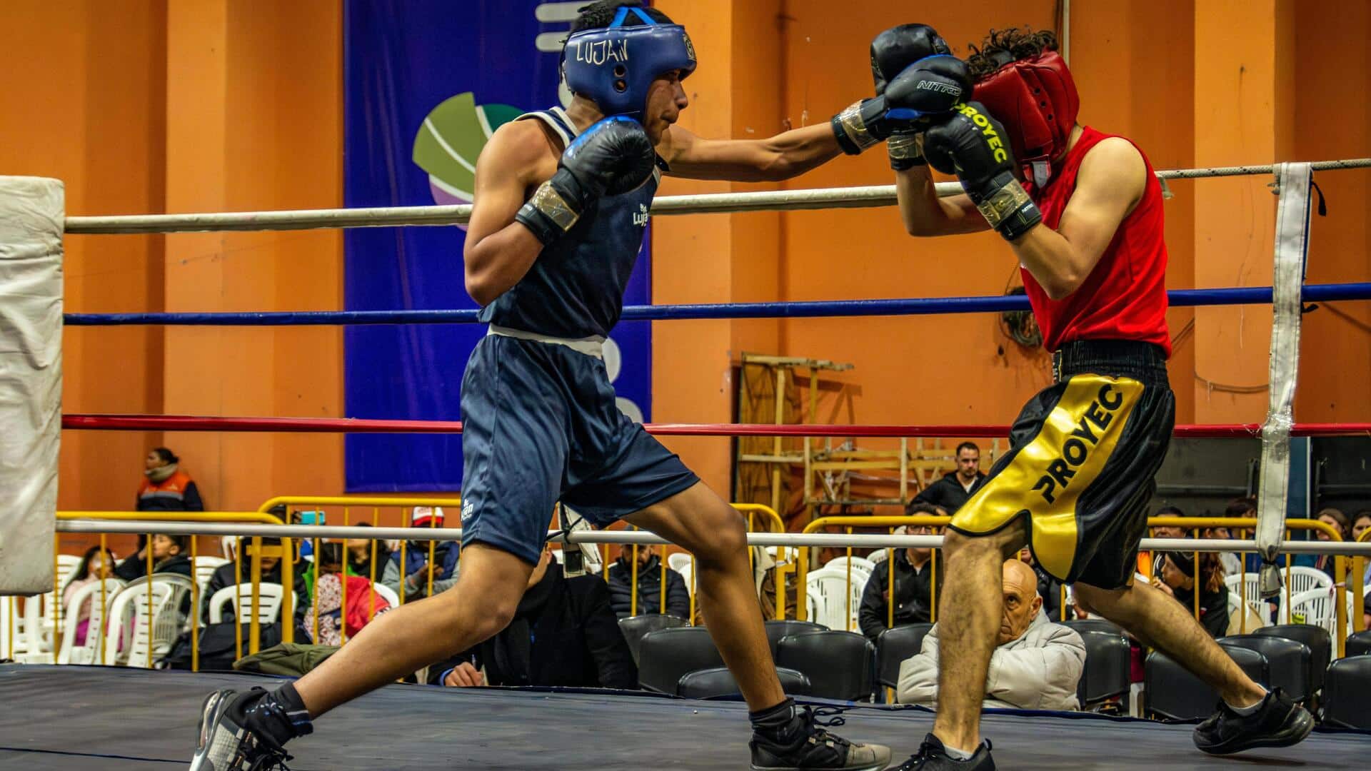 Mengapa petinju kidal menggunakan posisi Southpaw?