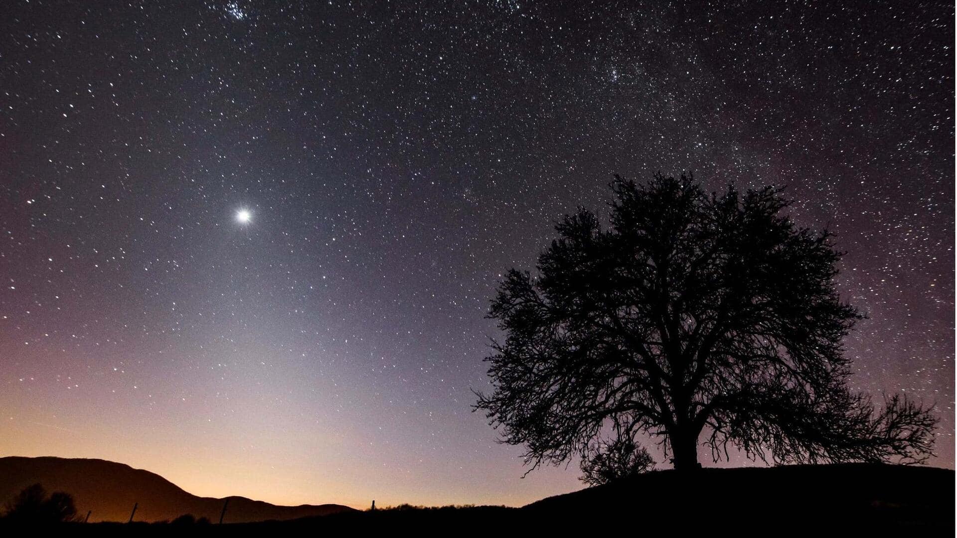 Mengapa Venus Terlihat Begitu Terang di Langit Malam?