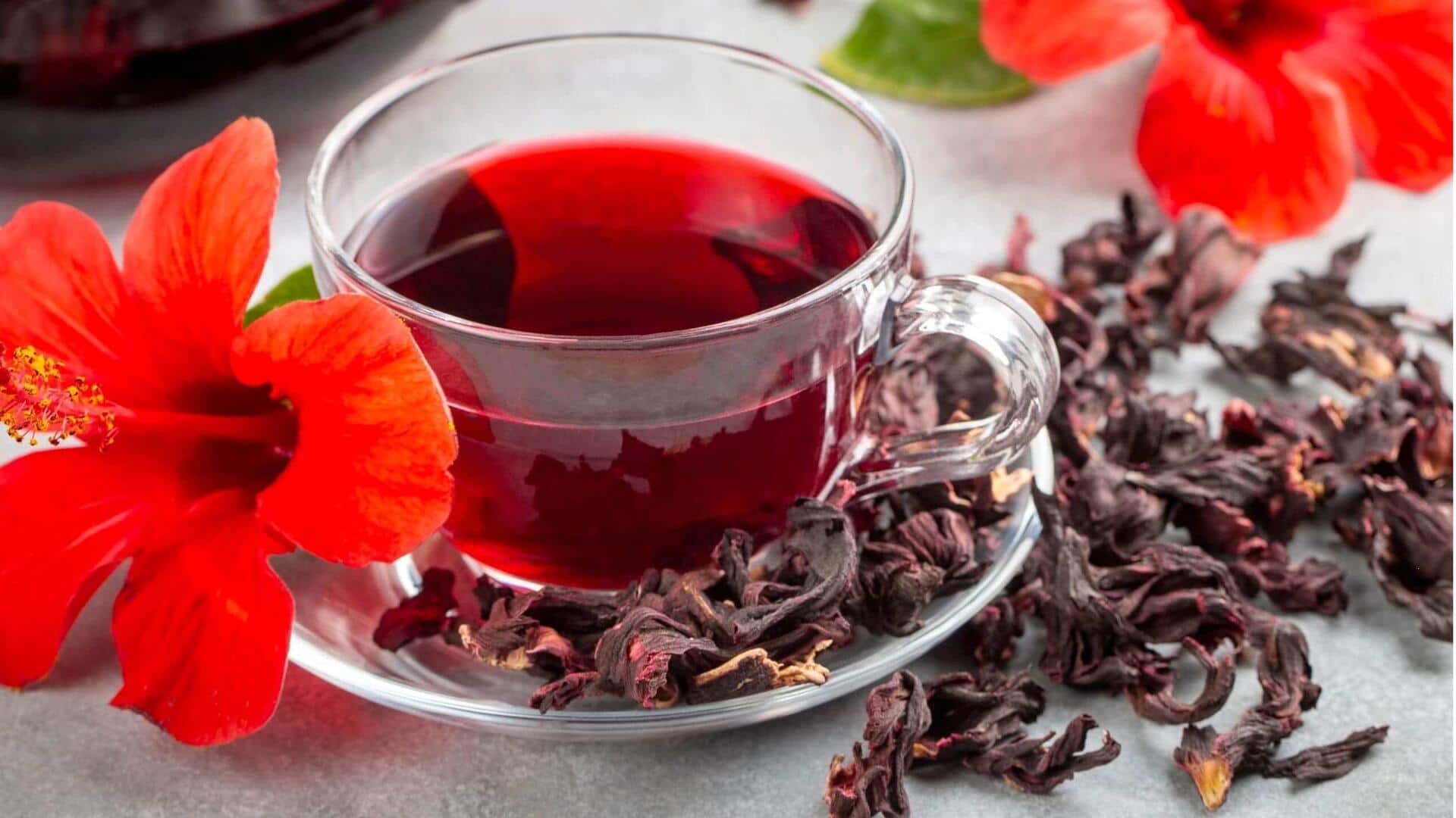 Hidangan Kreatif dengan Sentuhan Bunga Hibiscus