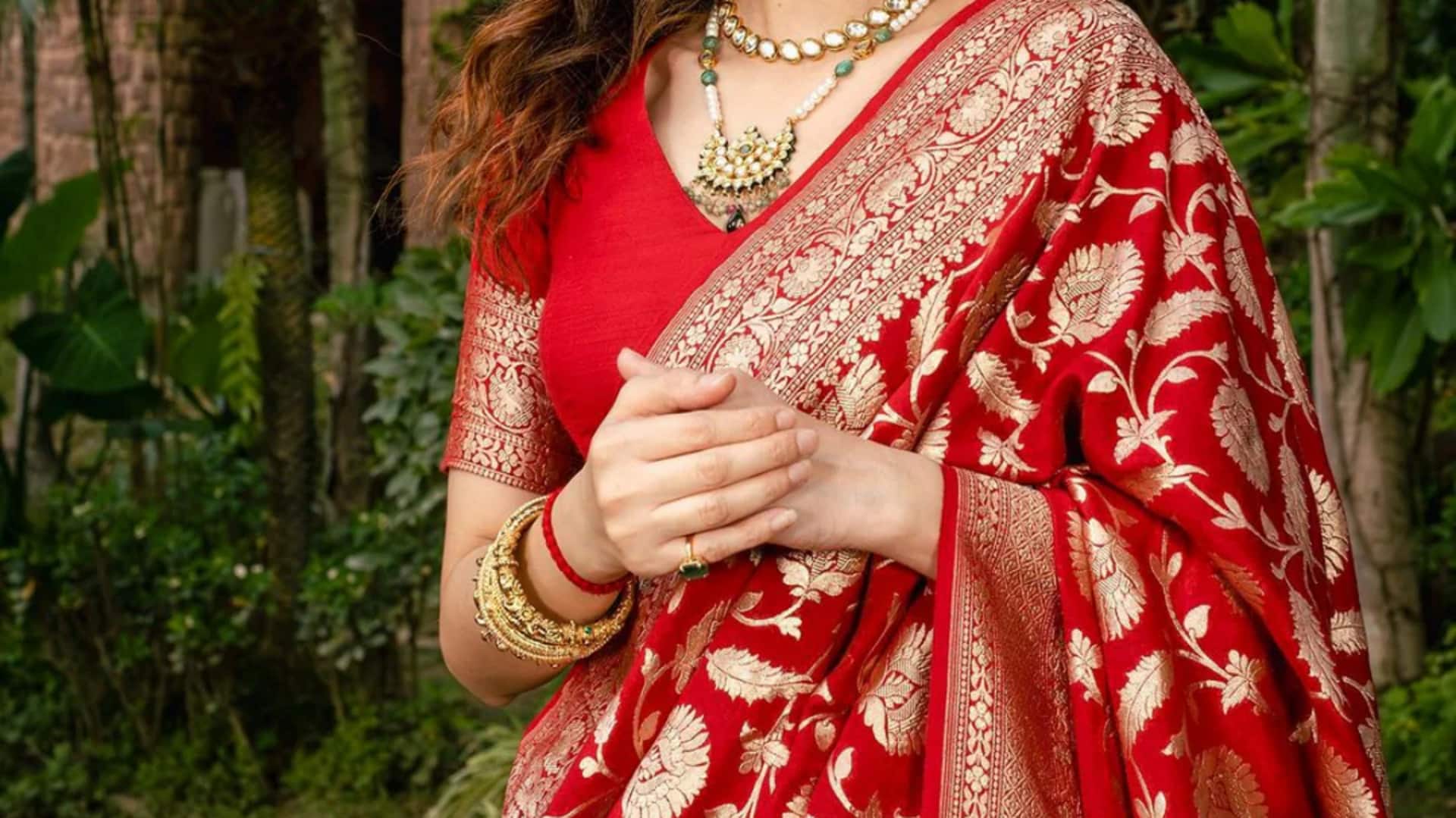 Sari kerajinan tangan: Transformasi mode abadi India