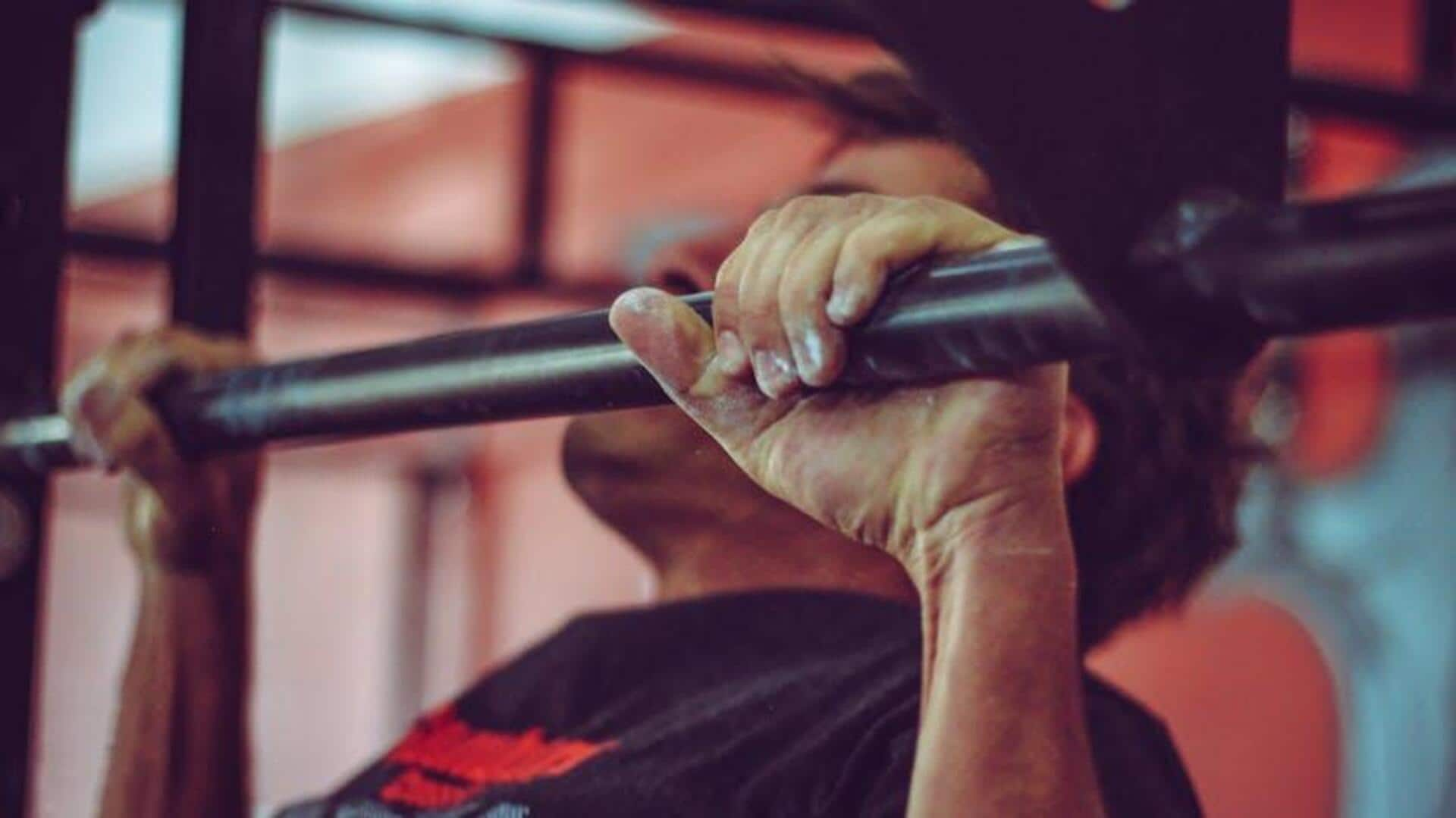 Memperkuat Bisep dengan Chin-up