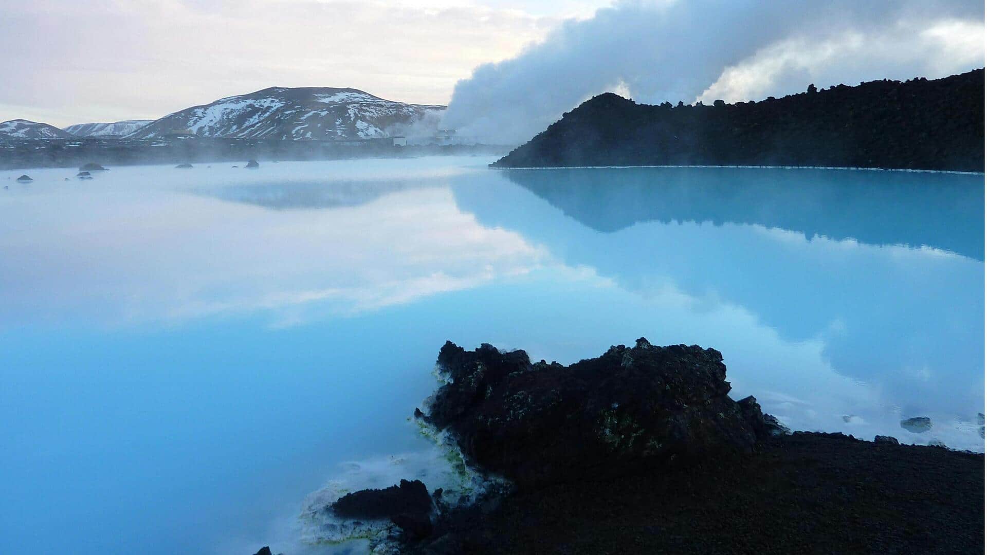 Temukan Kolam Geotermal Reykjavik untuk Relaksasi Maksimal Temukan Kolam Geotermal Reykjavik untuk Relaksasi Maksimal