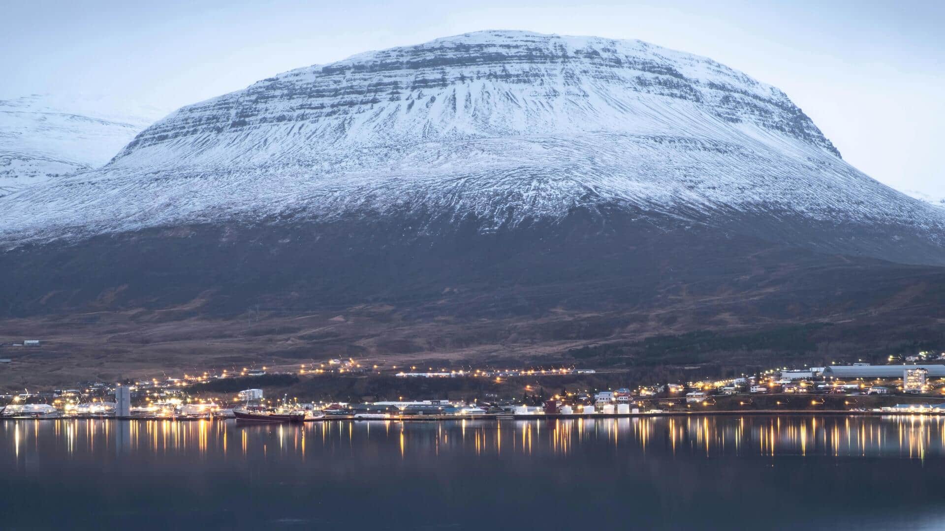 Menjelajahi Keindahan Fjord di Islandia