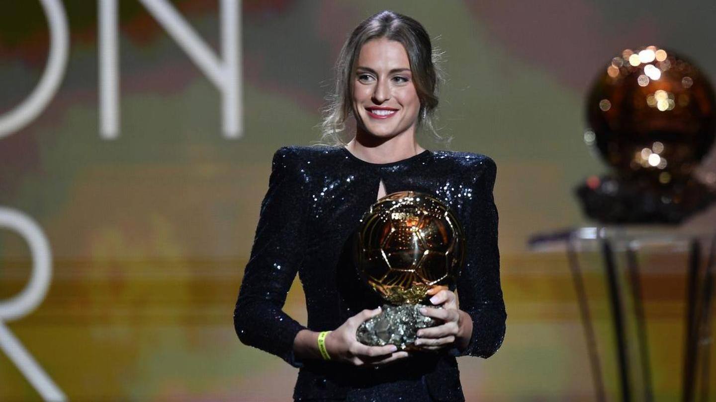 Alexia Putellas memenangkan Ballon d'Or Wanita kedua berturut-turut: Prestasi karier