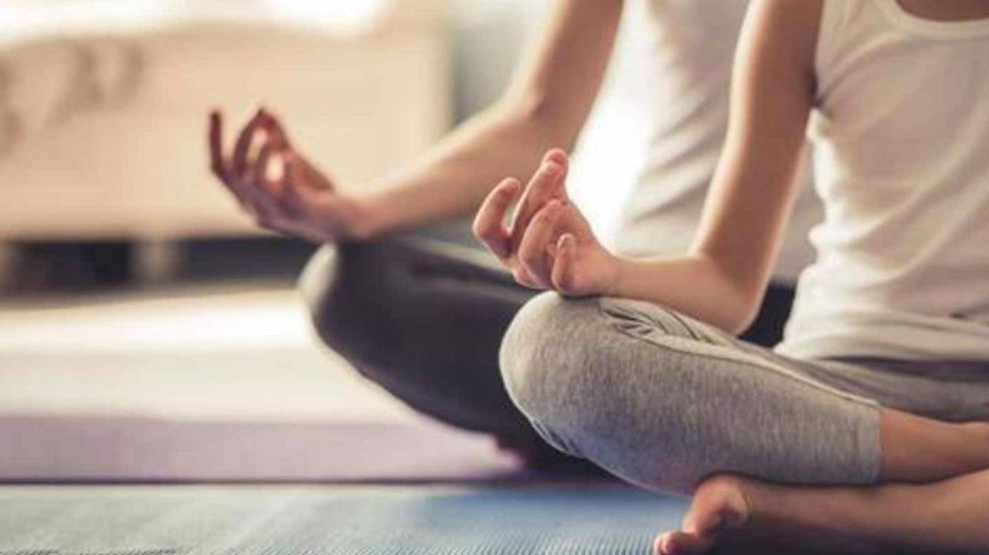 Lima asana Yoga untuk membantu Anda mengatasi masalah tiroid