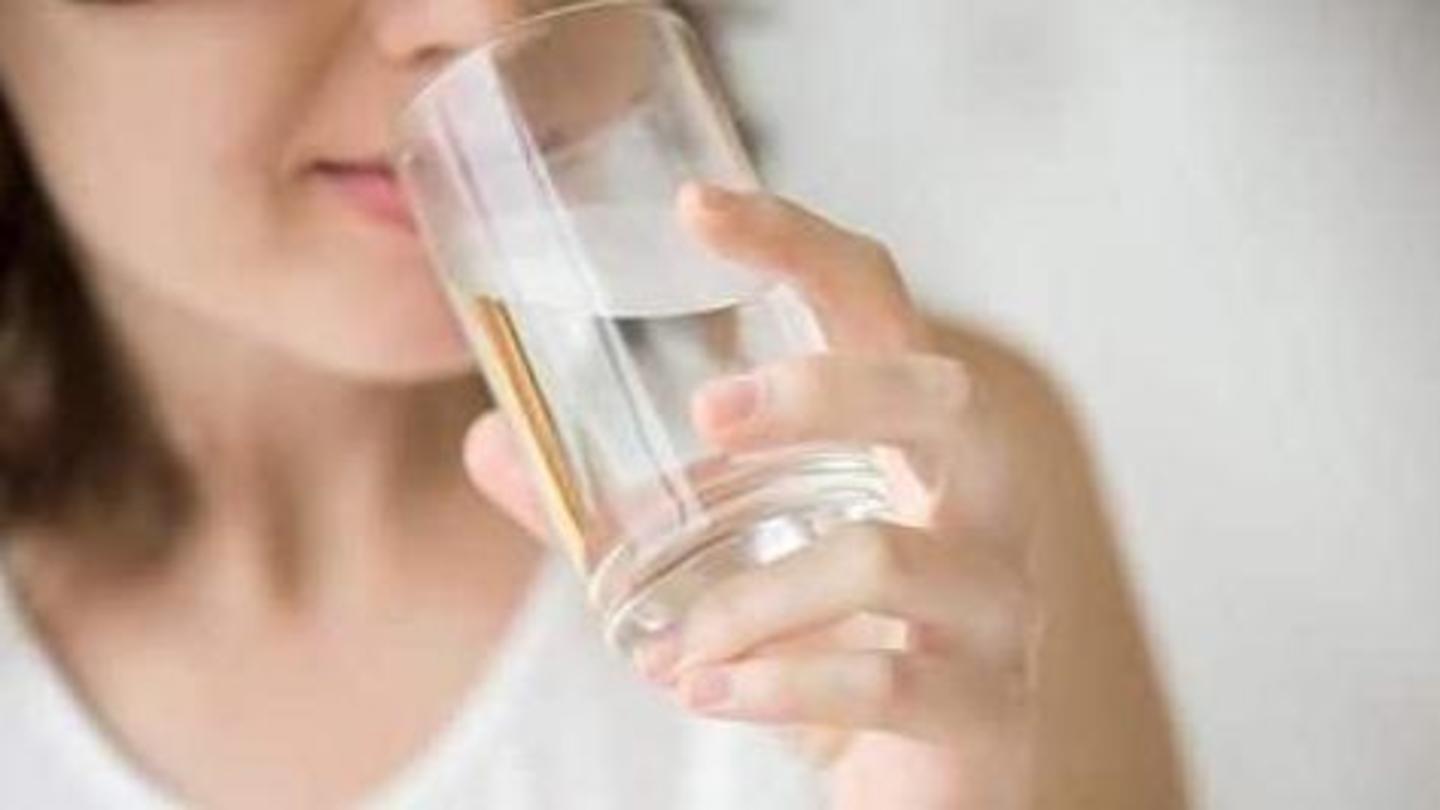 Meminum air membantu dalam penurunan berat badan: Inilah caranya