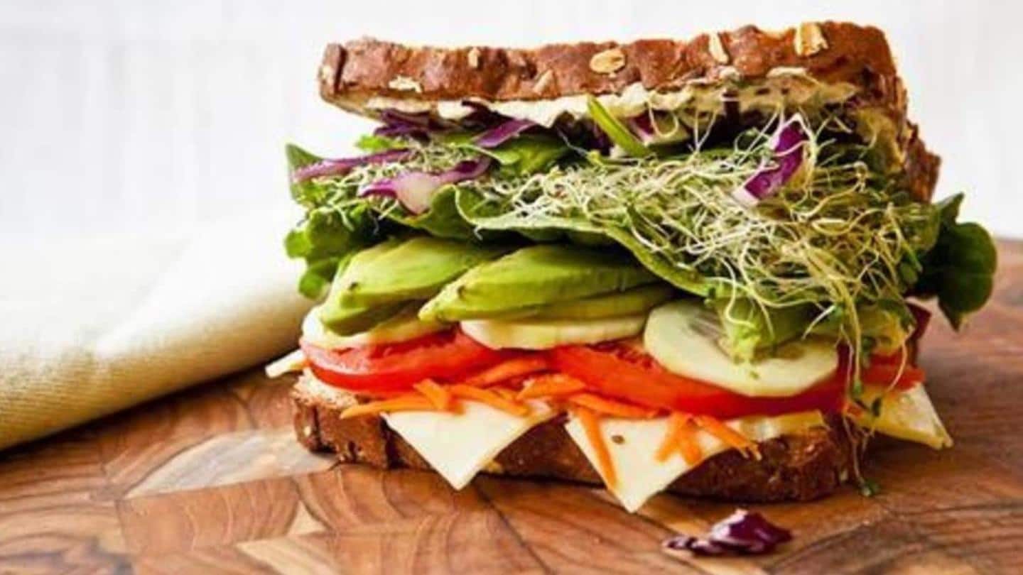 Lima resep sandwich vegetarian kaya protein yang akan disukai anak Anda