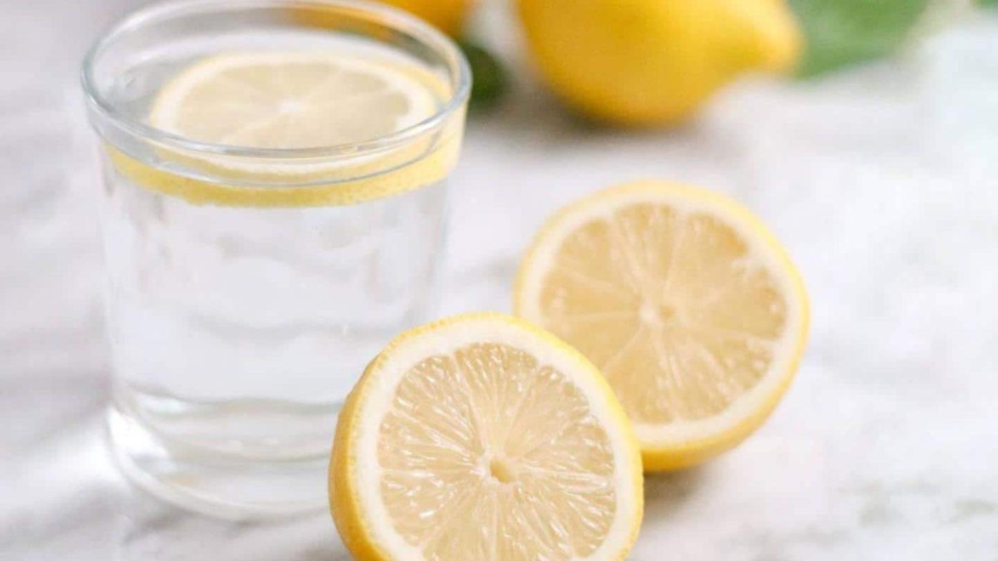 #HealthBytes: Beberapa alasan untuk mengawali hari Anda dengan air lemon