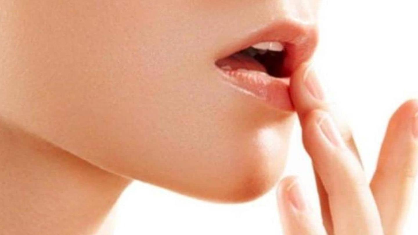 Beberapa scrub bibir praktis yang bisa dibikin di rumah