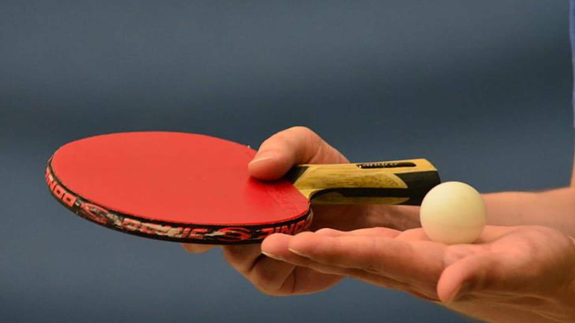 Mengapa bet ping pong berwarna merah di satu sisi? Mengapa bet ping pong berwarna merah di satu sisi?