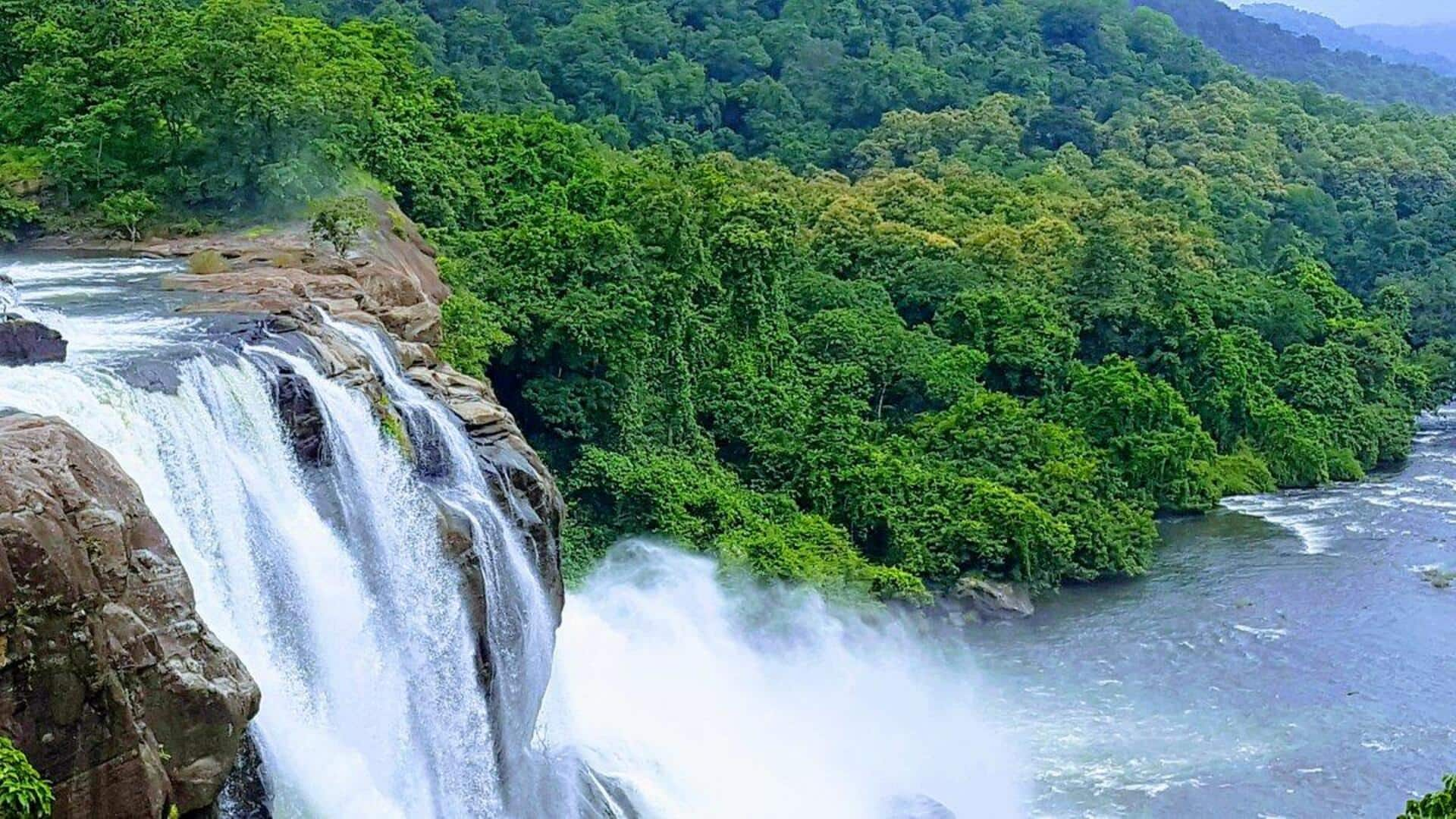 Menjelajahi Keindahan Ghats Barat, India