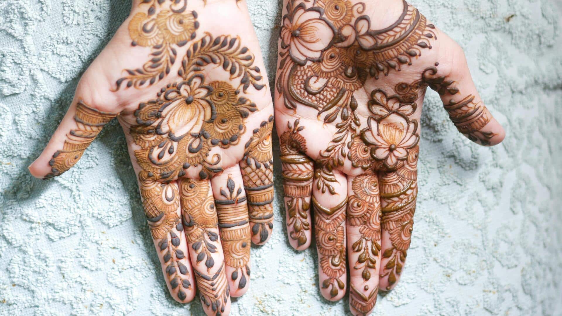 Desain mehndi modern untuk musim perayaan India