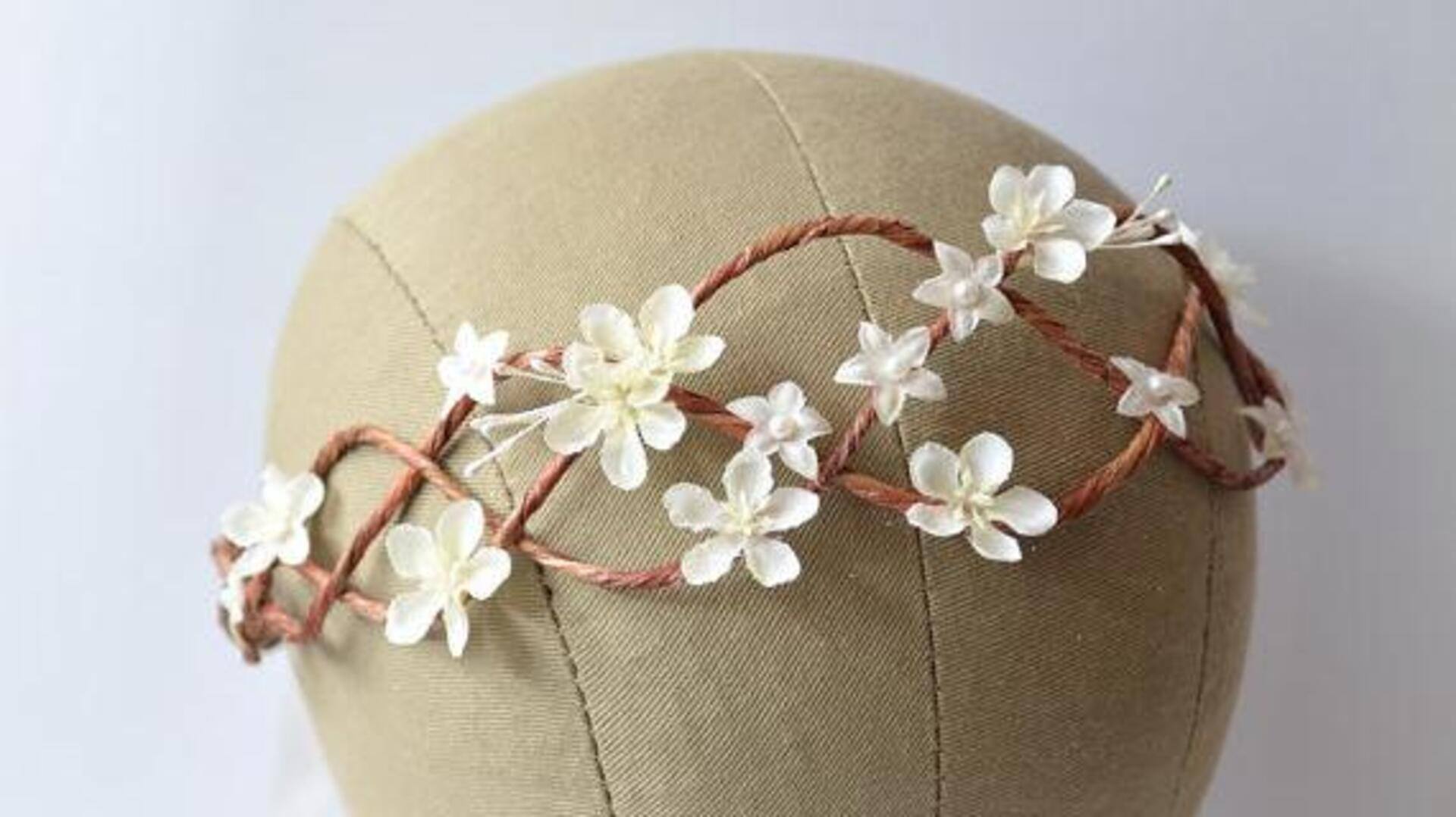 Aksesori bunga musiman India: Tingkatkan gaya Anda!