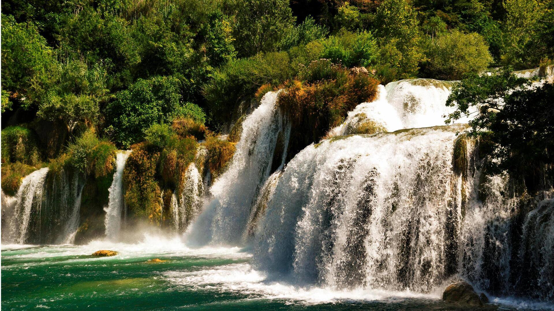 Menjelajahi Air Terjun Tersembunyi di Taman Nasional Krka, Kroasia