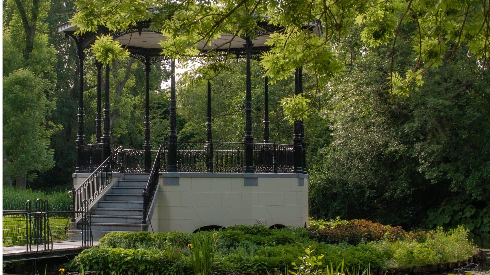 Menikmati Ketenangan di Vondelpark Amsterdam