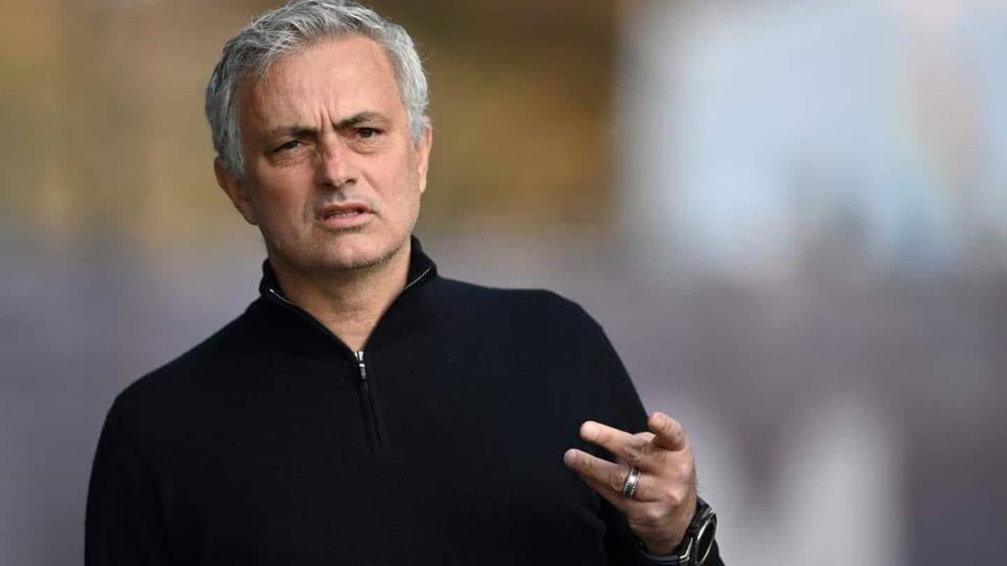 Tottenham Hotspur memecat Jose Mourinho setelah 17 bulan bertugas