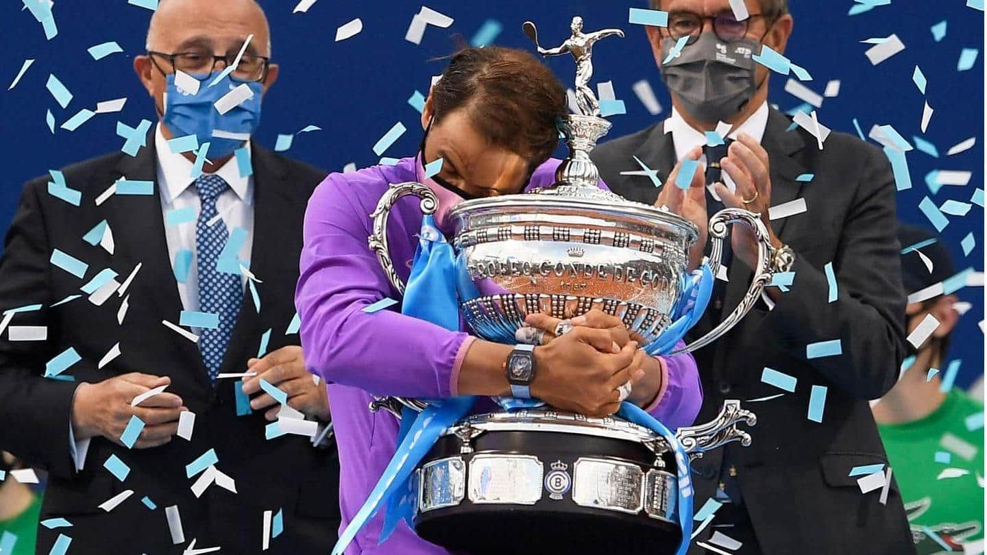 Tundukkan Tsitsipas, Rafael Nadal sabet gelar ke-12 Barcelona Terbuka