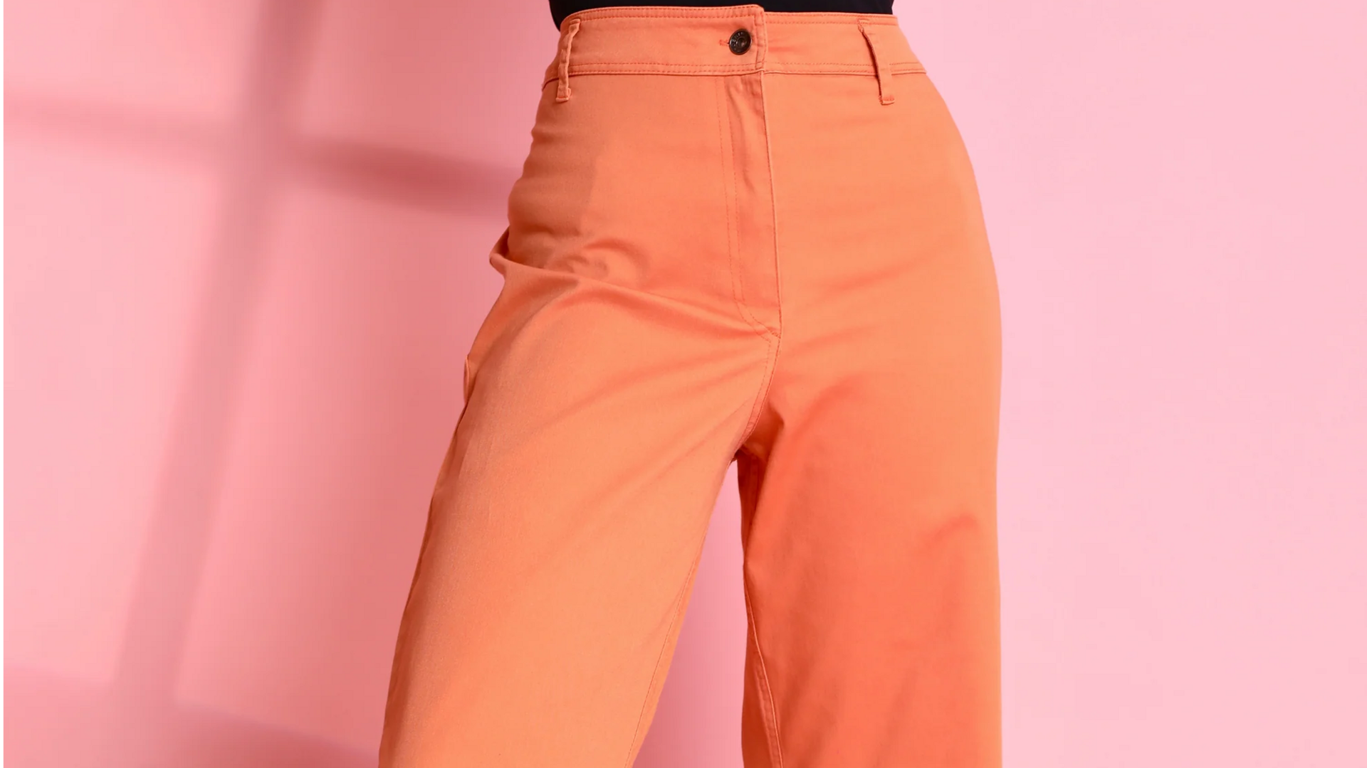 Cara memadukan celana gabardine untuk tampilan musim dingin India yang tajam