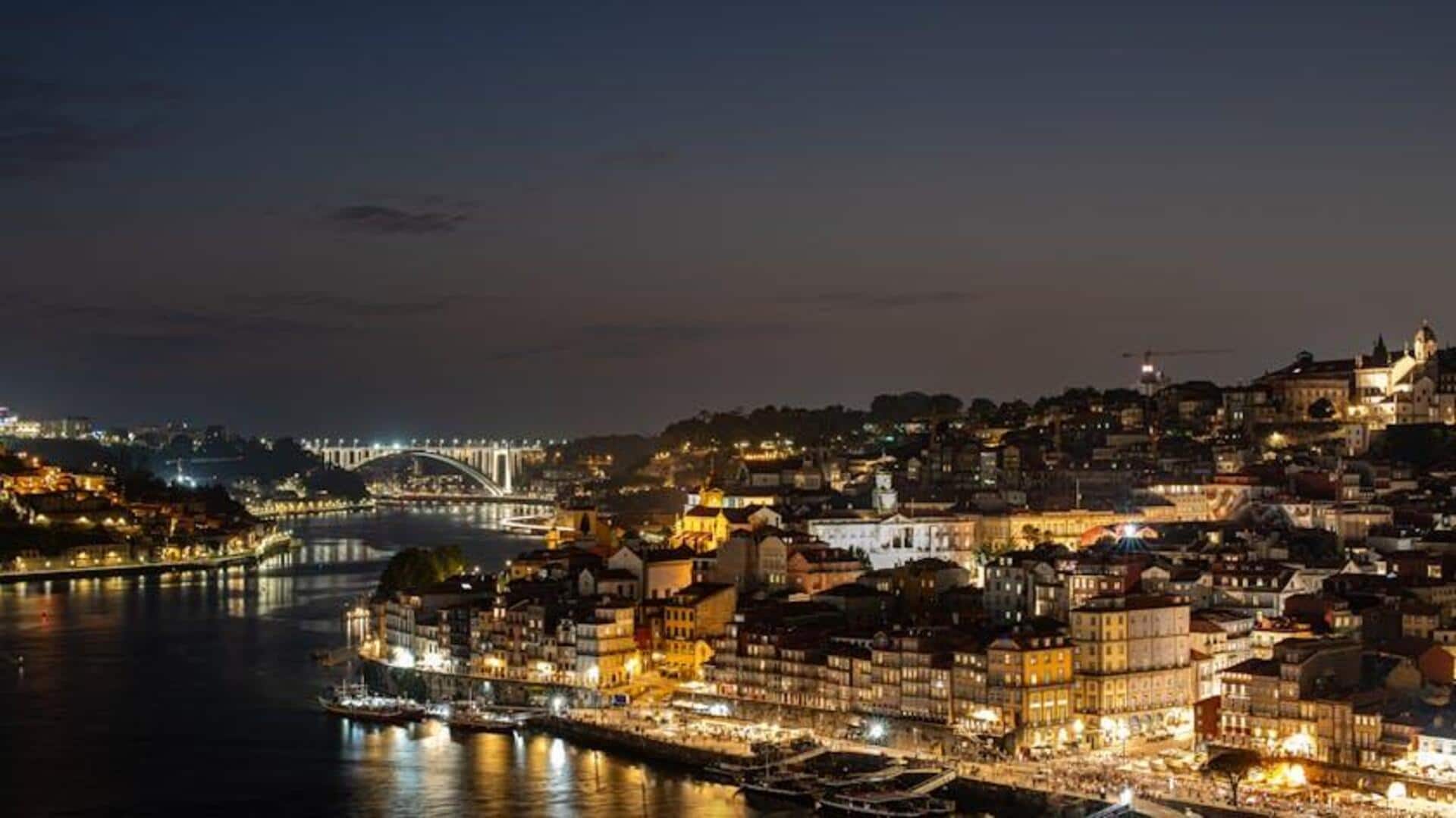 Menjelajahi Jalur Tersembunyi di Porto pada Malam Hari
