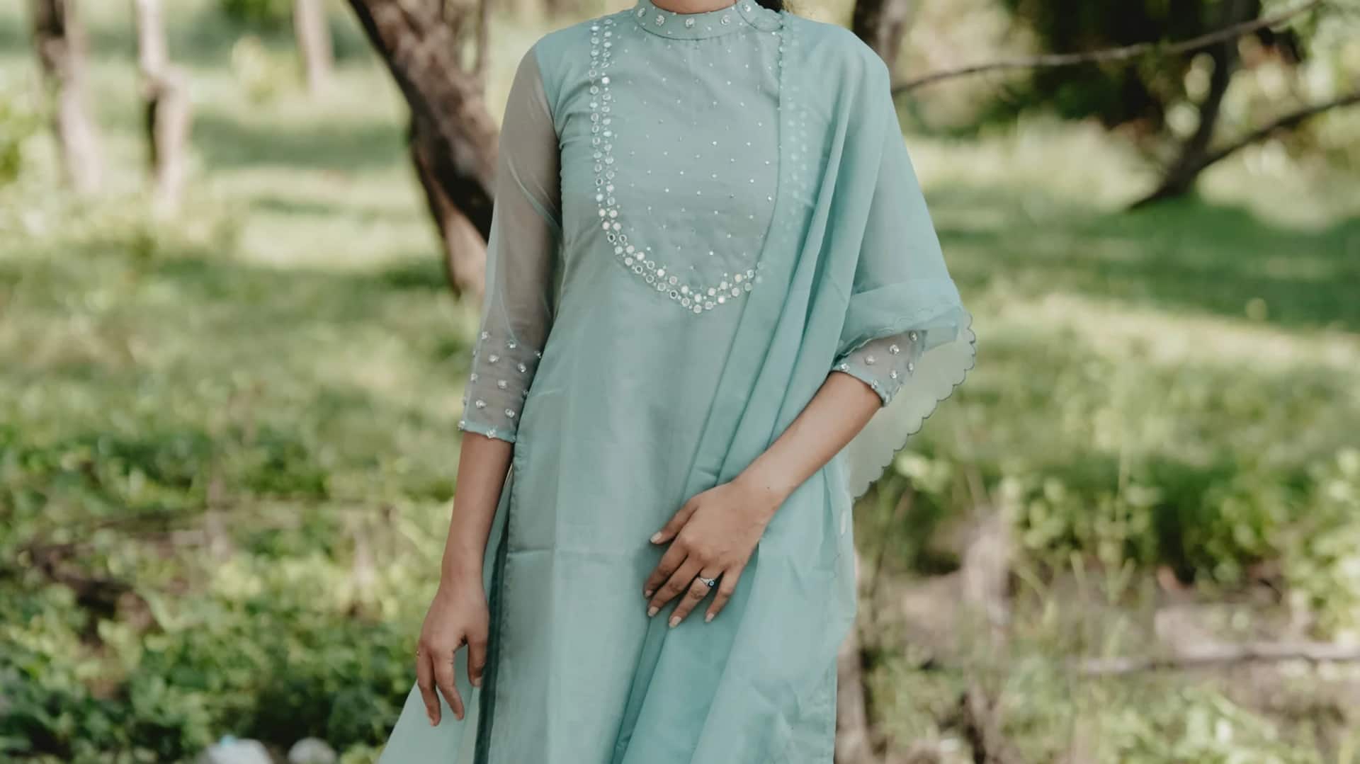 Kurti pastel: Gaya sejuk untuk musim panas India