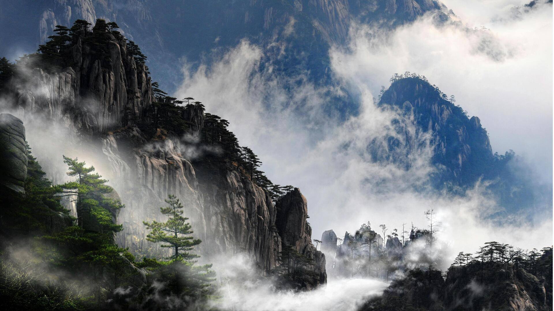 Menjelajahi Puncak Granit dan Hutan Bambu Huangshan, Cina Menjelajahi Puncak Granit dan Hutan Bambu Huangshan, Cina
