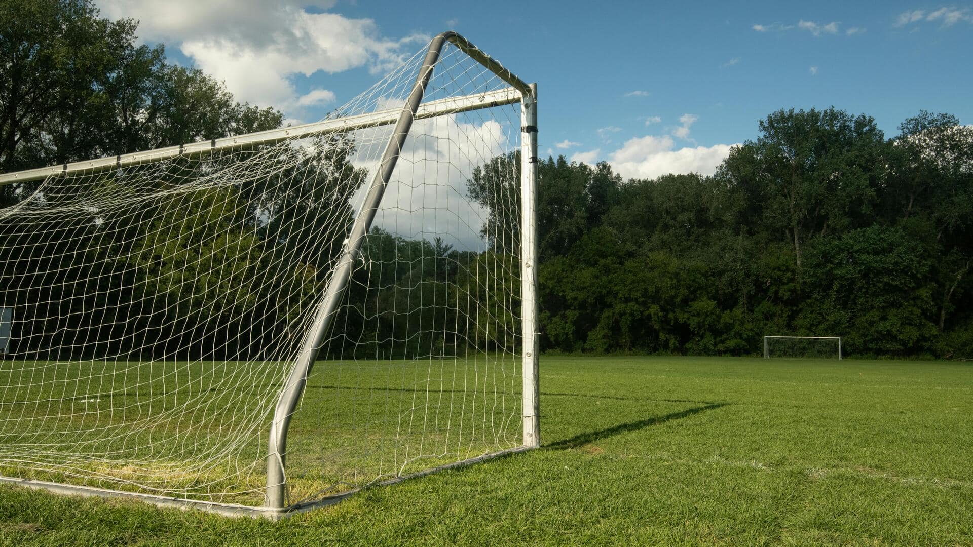 Sejarah dan fungsi palang gawang dalam sepak bola