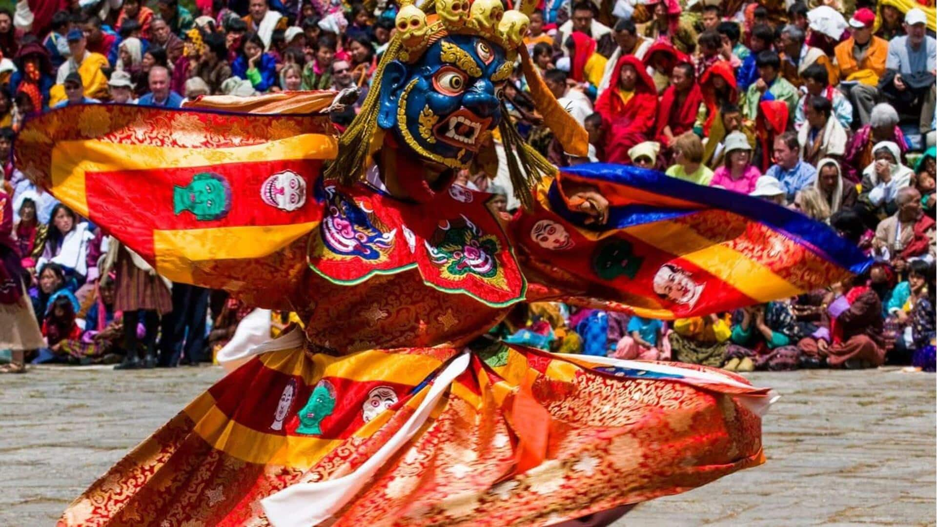 Jelajahi satwa liar dan keajaiban budaya Bhutan 