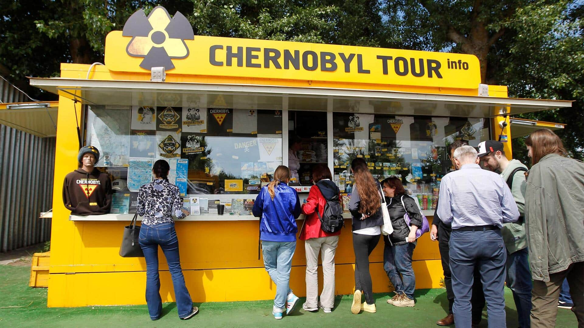 Menjelajahi Zona Eksklusi Chernobyl dengan Eco-Tour