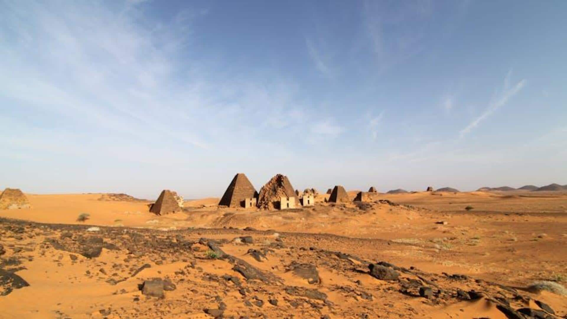 Menjelajahi Keajaiban Formasi Batu Pasir Jebel Barkal, Sudan