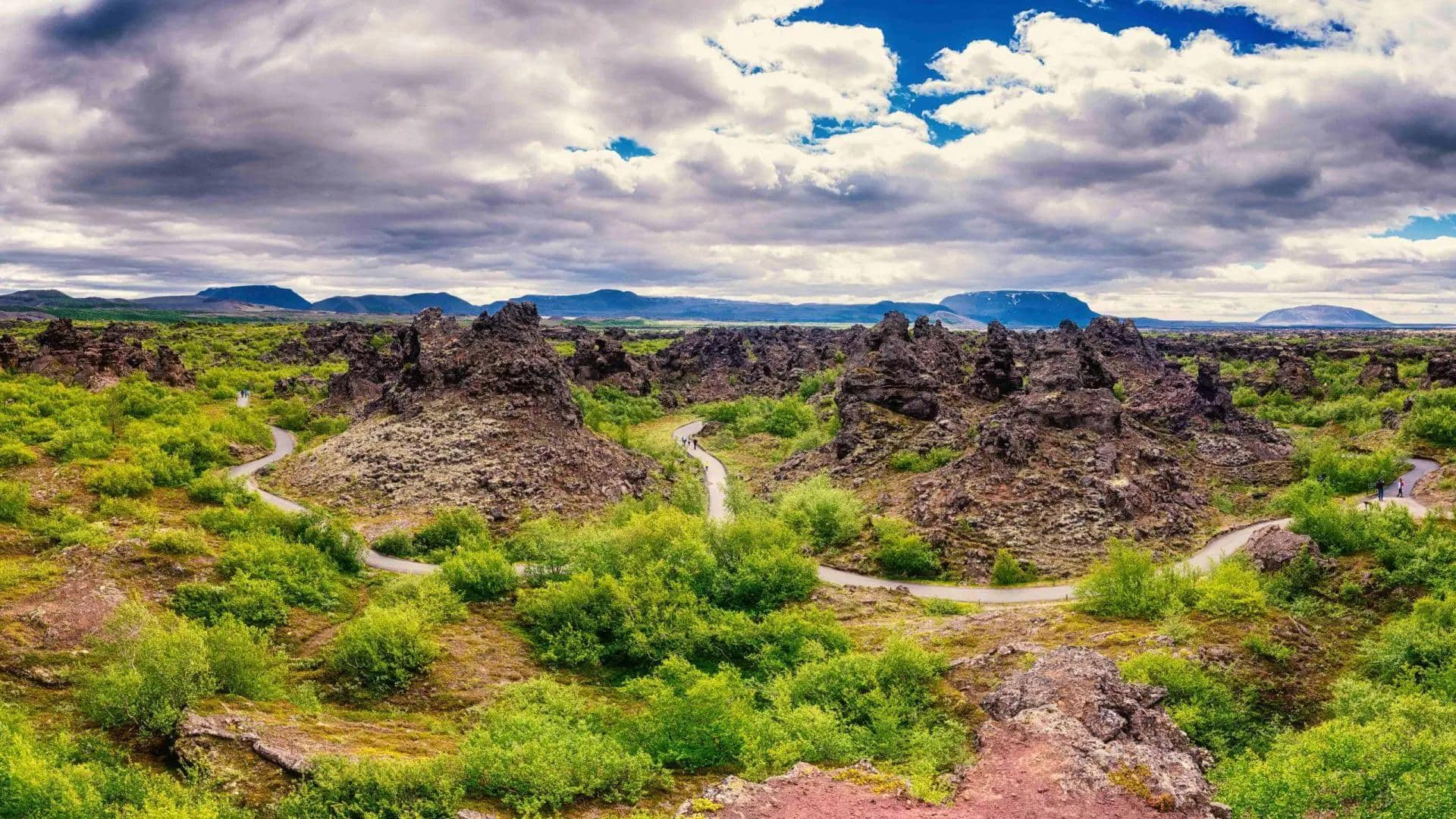 Lima Ladang Lava yang Wajib Dikunjungi di Islandia