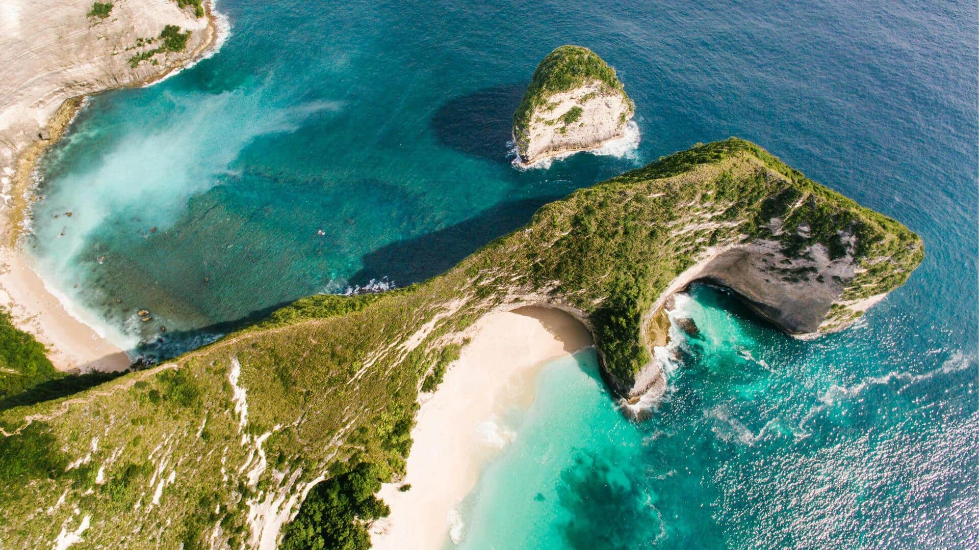 Menjelajahi Keindahan Alam Nusa Penida Menjelajahi Keindahan Alam Nusa Penida