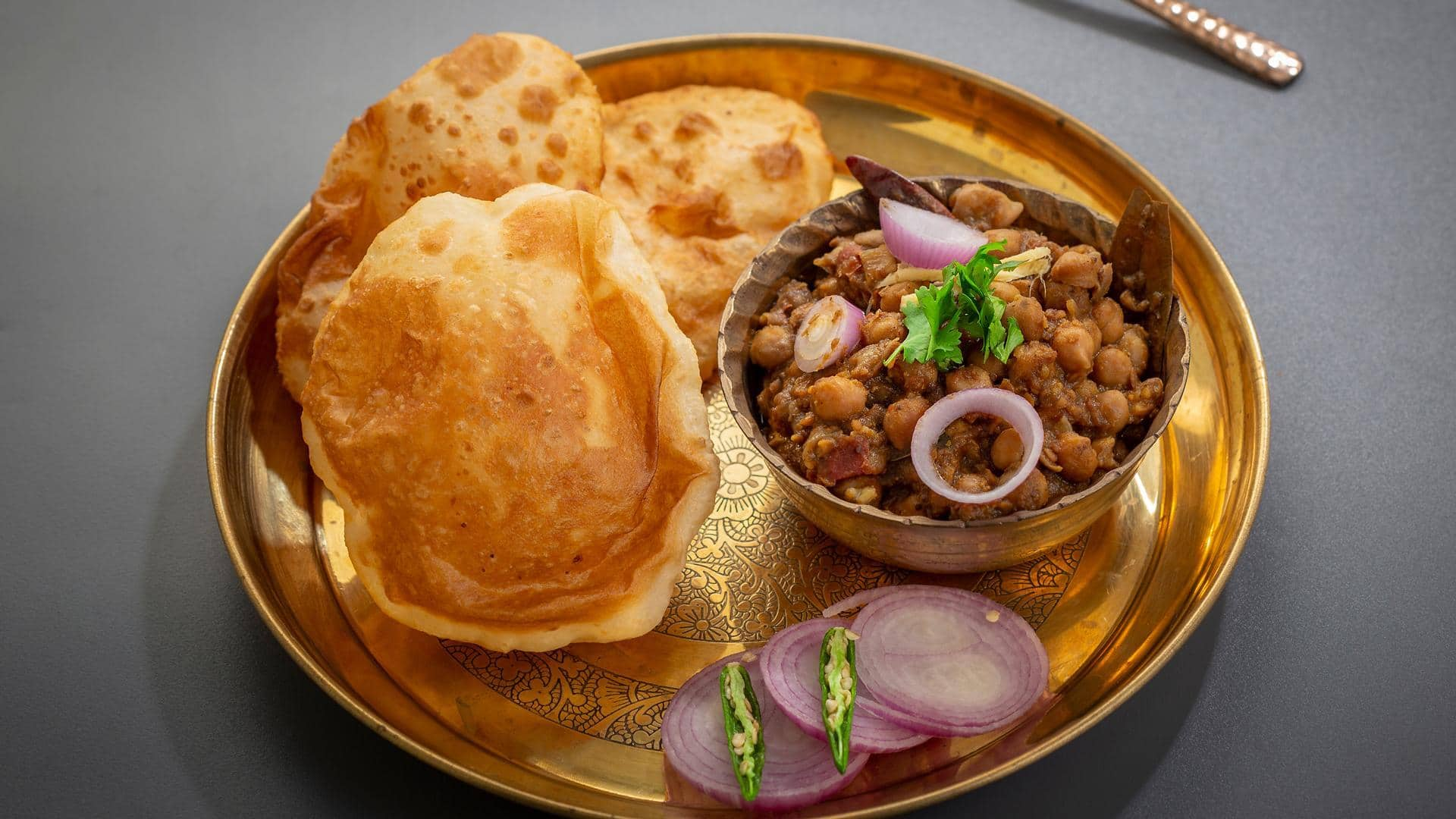 Chole Bhature: Panduan Dalam Menyajikan Hidangan India Yang Lezat