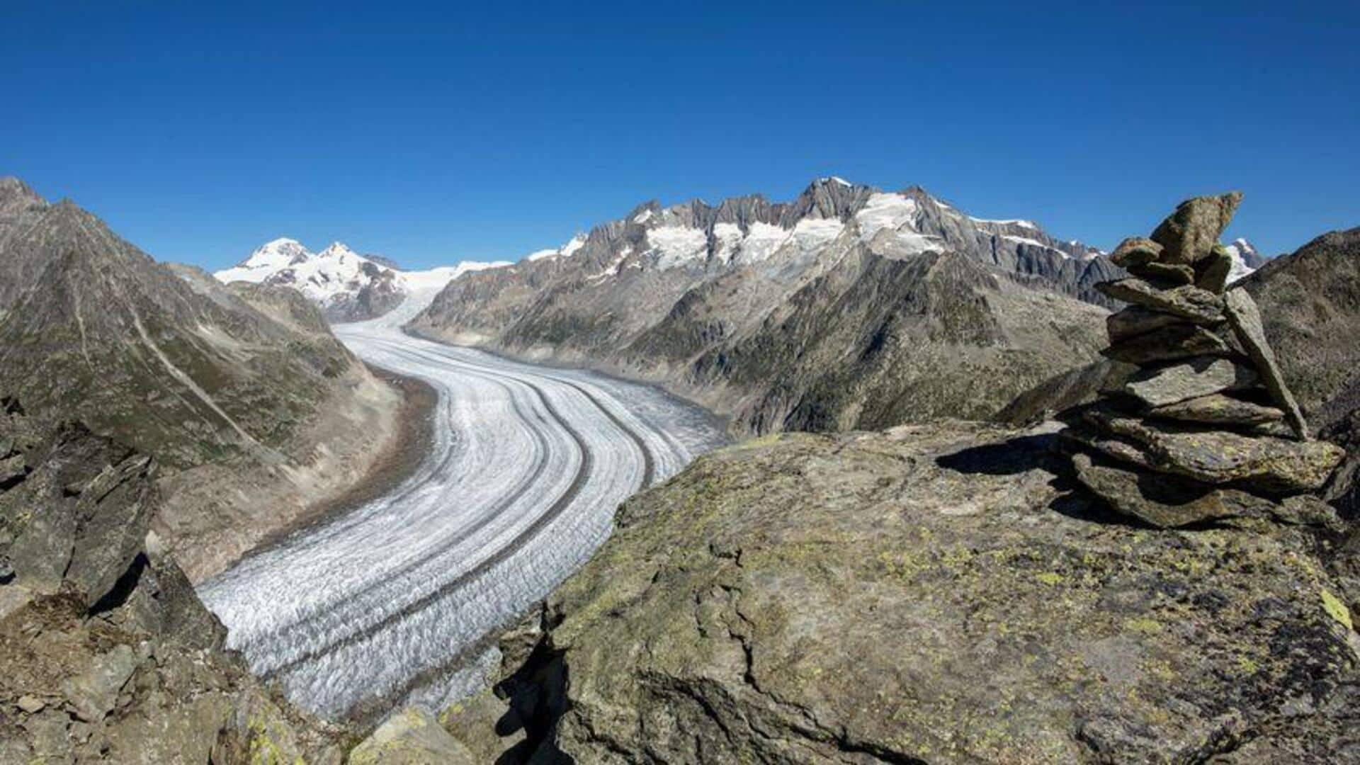 Menjelajahi Jalur Aletsch Glacier di Swiss